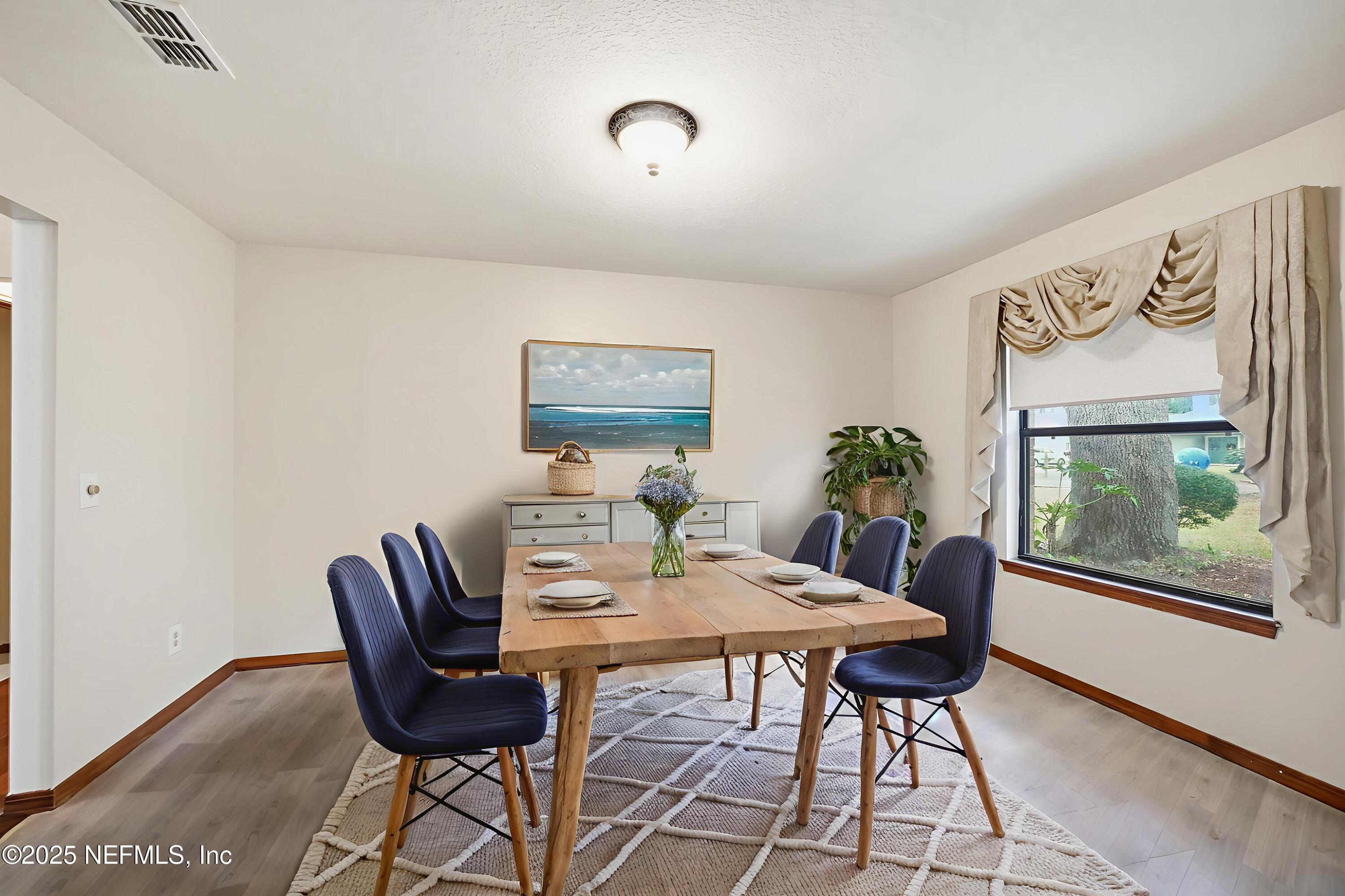 8548 CROSS TIMBERS Drive W