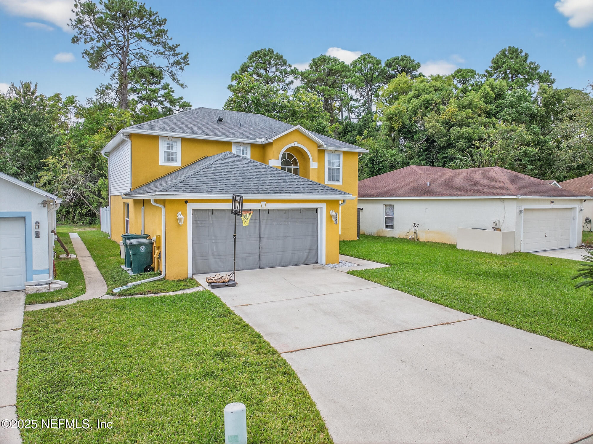 2682 LANTANA LAKES Drive W