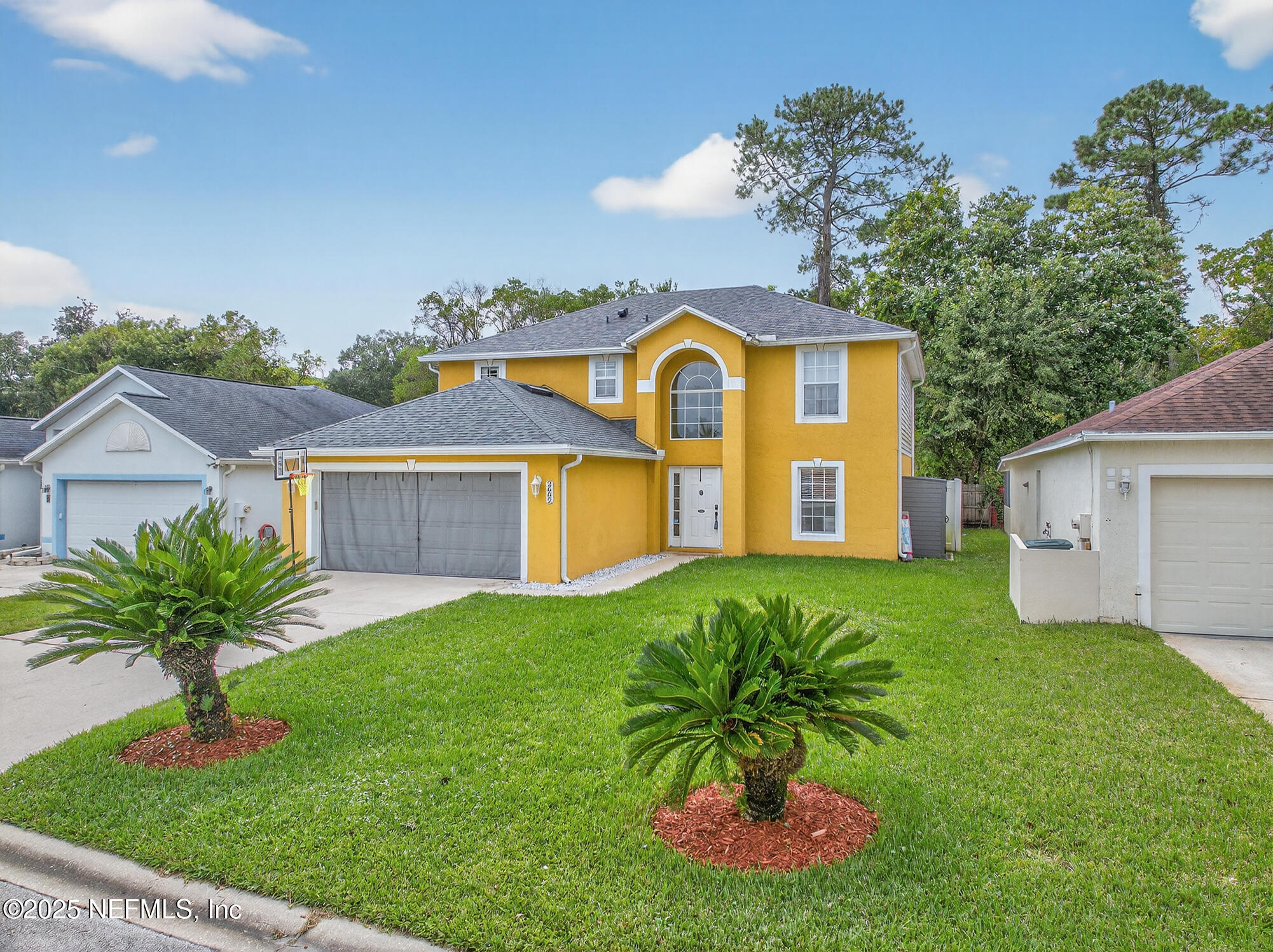 2682 LANTANA LAKES Drive W