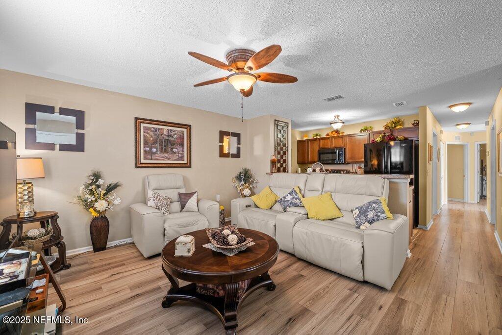 2548 HAYWOOD ESTATES Lane