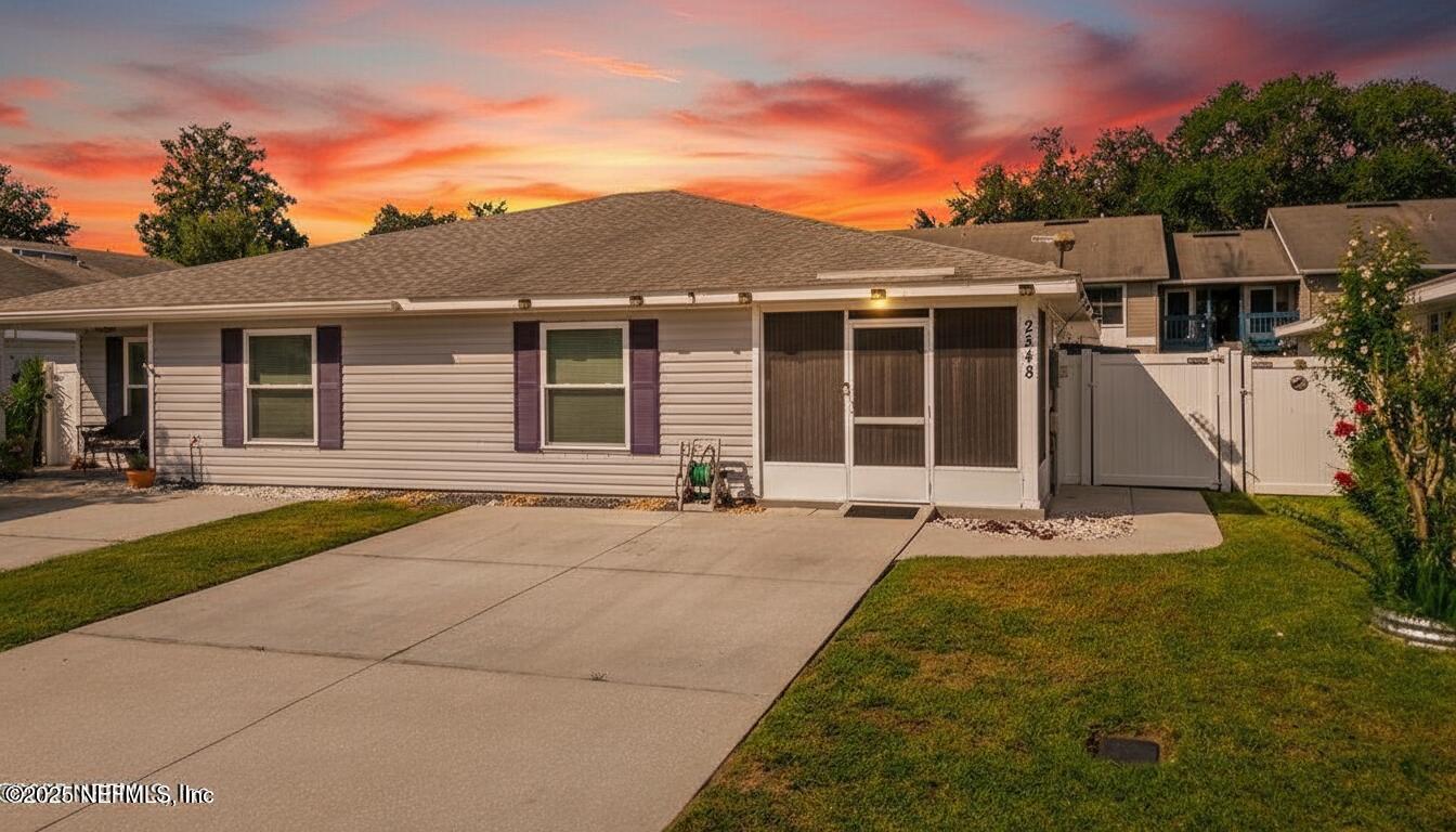 2548 HAYWOOD ESTATES Lane