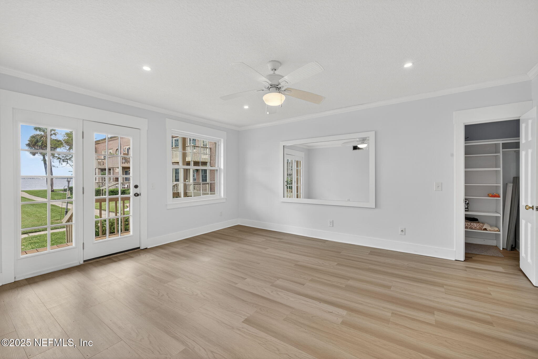 838 CEDAR Street 838