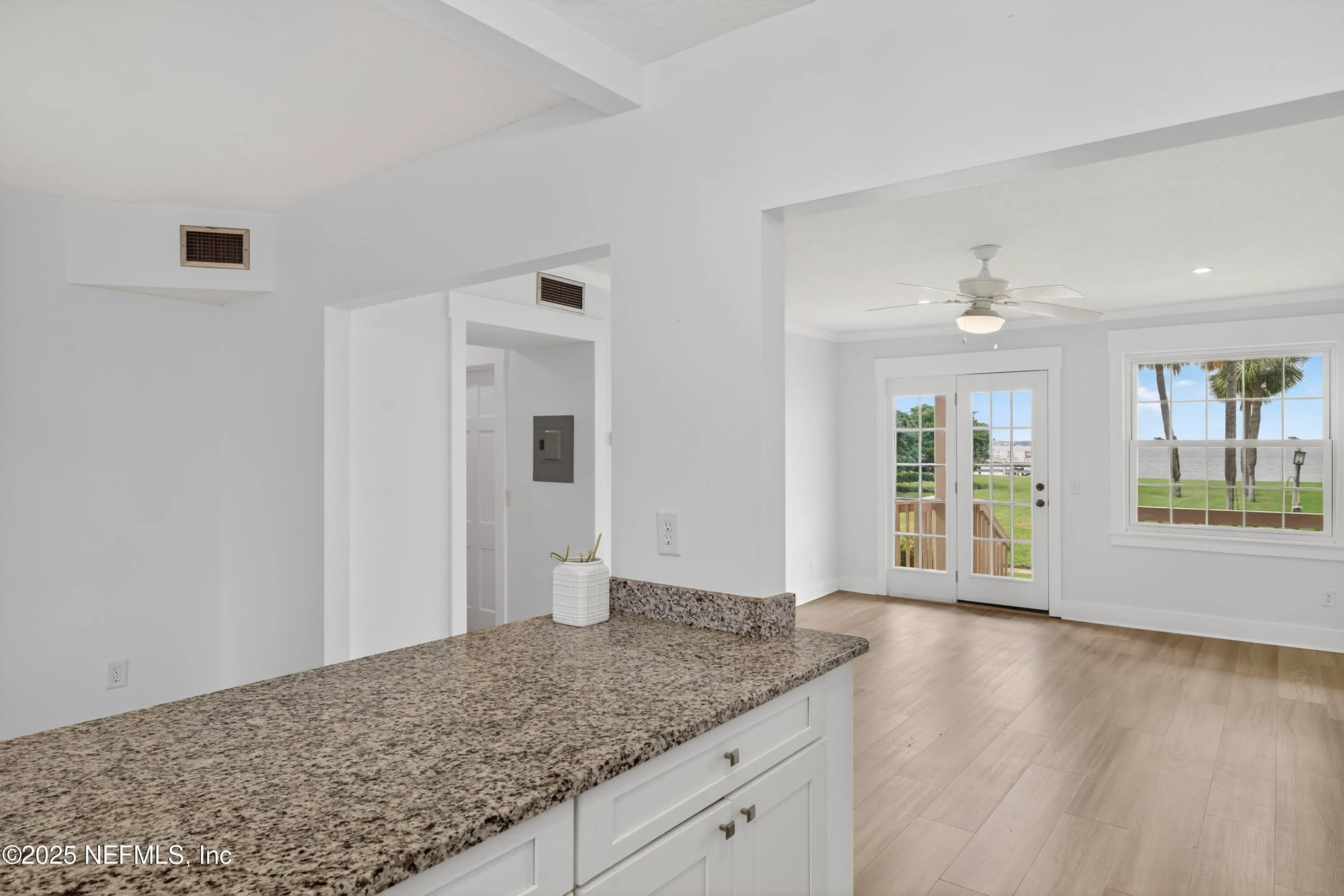 Jacksonville, Florida 32207, United States, 2 Bedrooms Bedrooms, ,2 BathroomsBathrooms,Residential,Coming Soon,228744