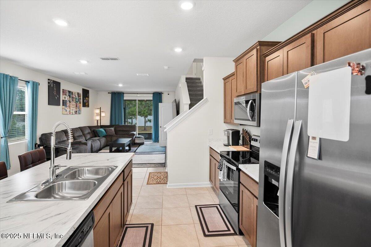 2846 MULE DEER Circle