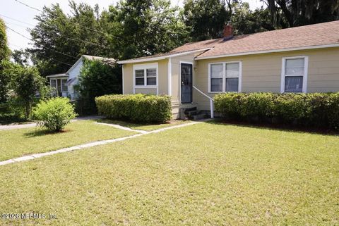 Photo of 7545 WILDER Avenue, Jacksonville, FL 32208 (MLS # 2139112)
