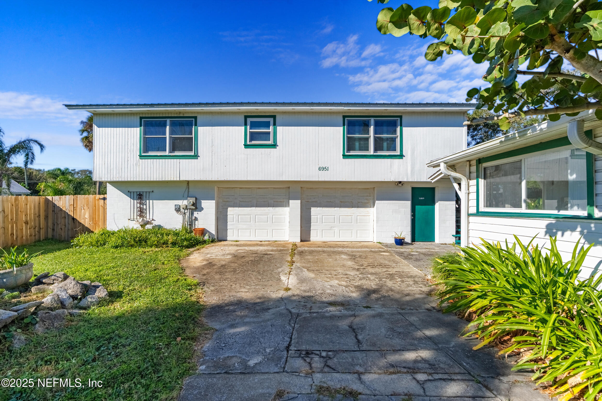 6951 MIDDLETON Avenue