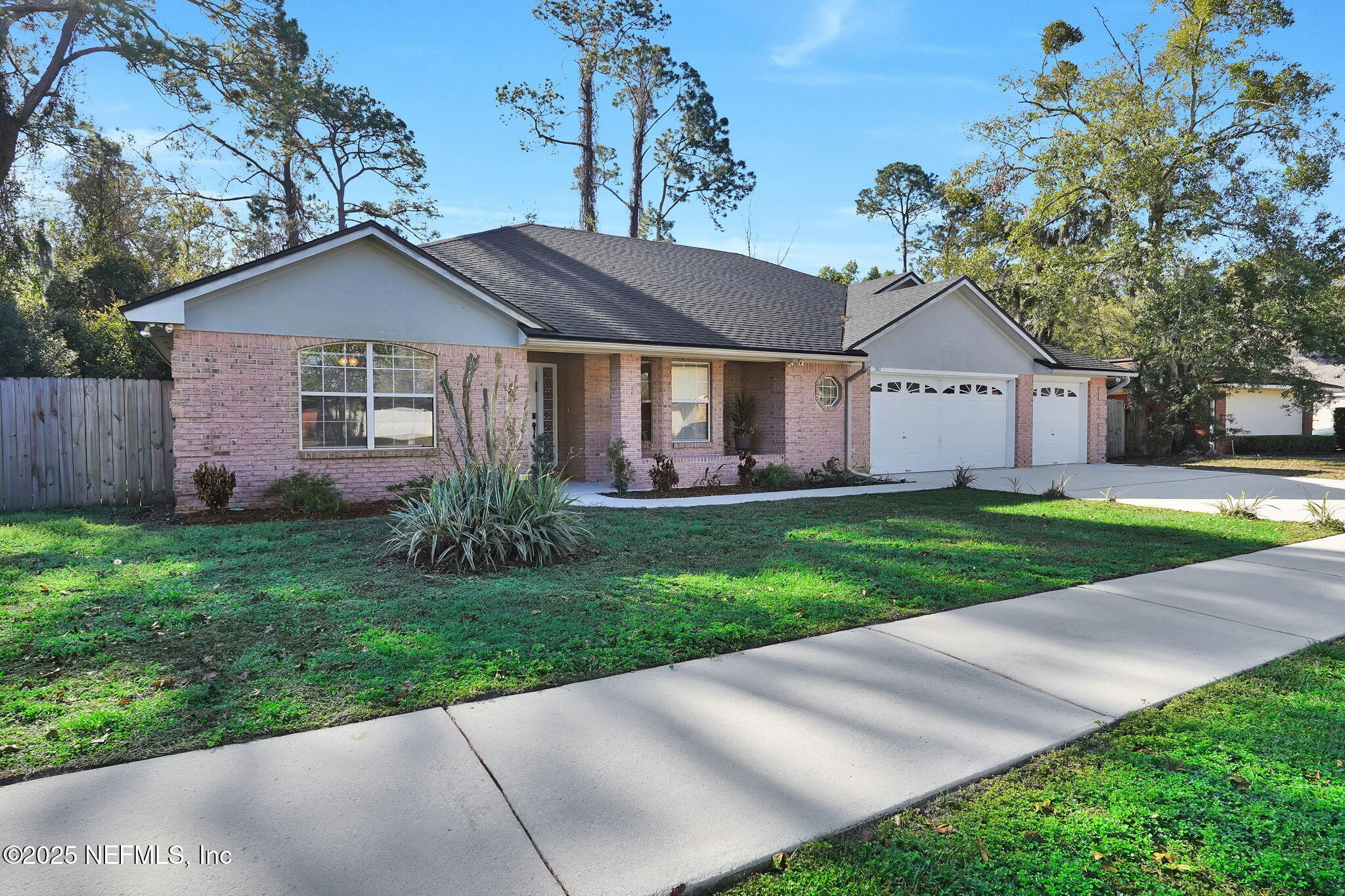 2942 STARSHIRE Cove