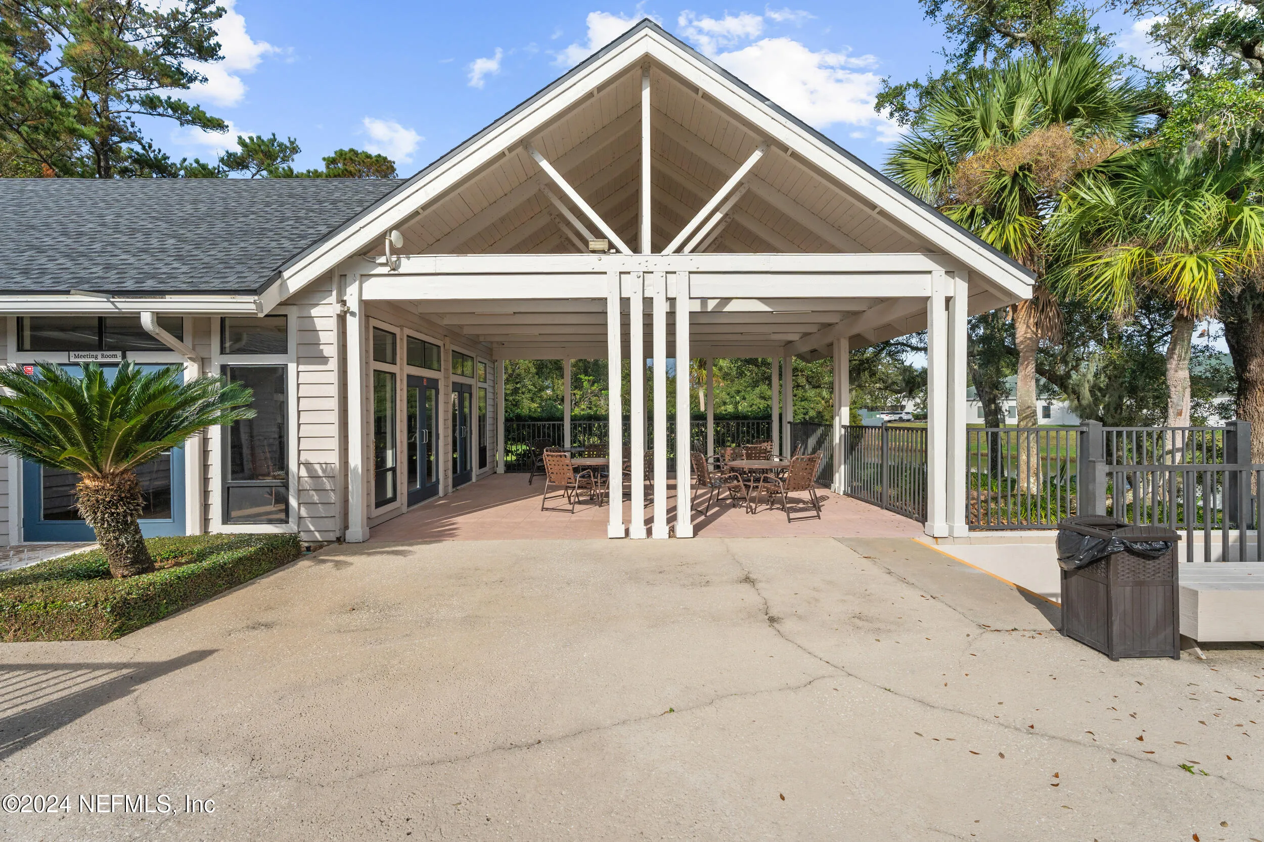 Ponte Vedra Beach, Florida 32082, United States, 4 Bedrooms Bedrooms, ,3 BathroomsBathrooms,Residential,Pending,34682