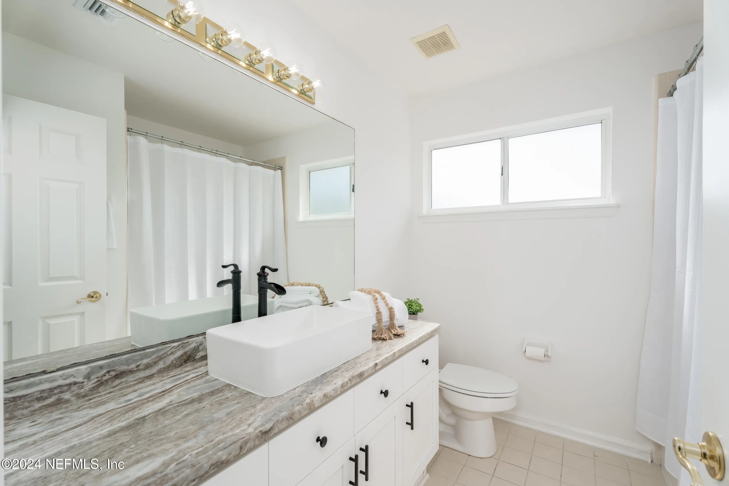 Ponte Vedra Beach, Florida 32082, United States, 4 Bedrooms Bedrooms, ,3 BathroomsBathrooms,Residential,Pending,34682