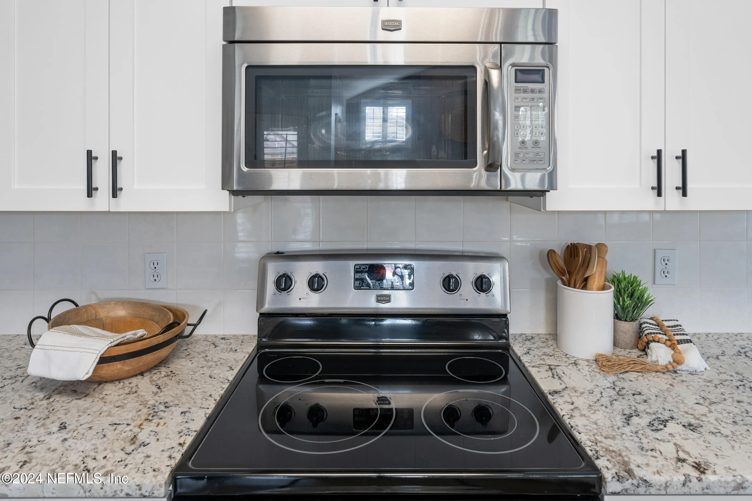 Ponte Vedra Beach, Florida 32082, United States, 4 Bedrooms Bedrooms, ,3 BathroomsBathrooms,Residential,Pending,34682