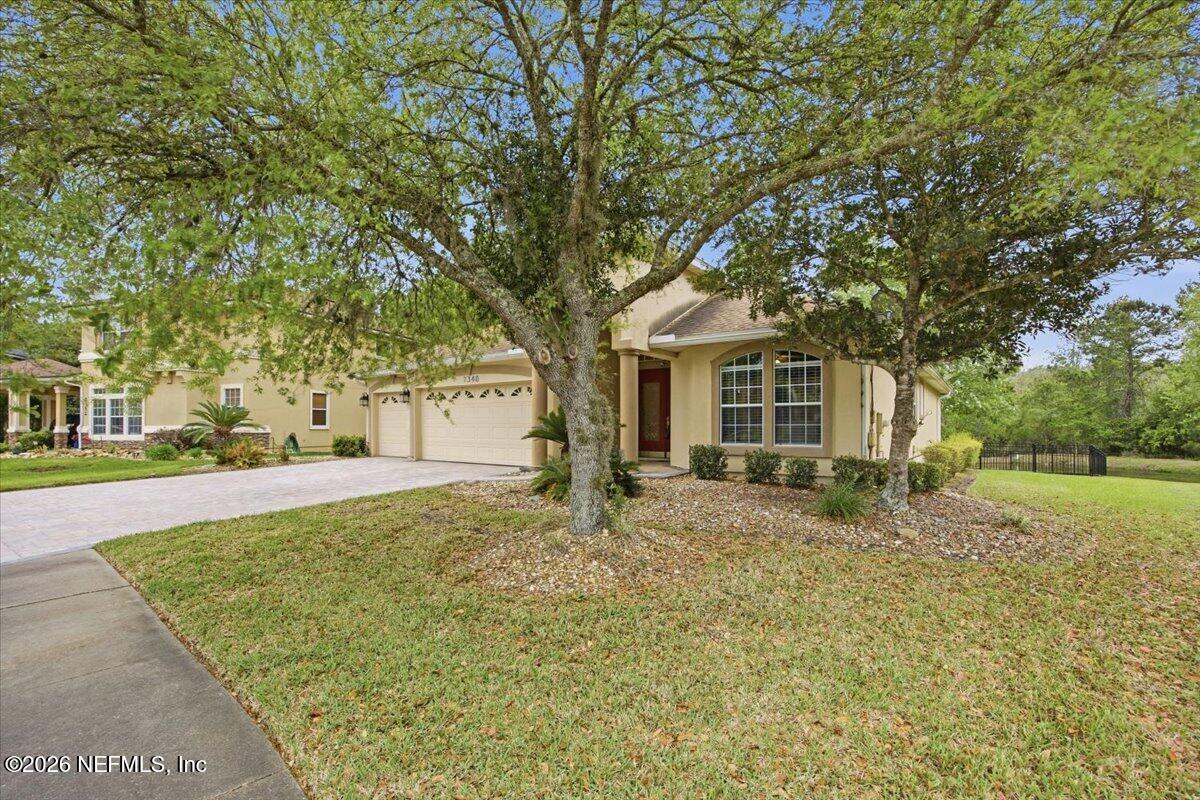 2348 LINKS Drive