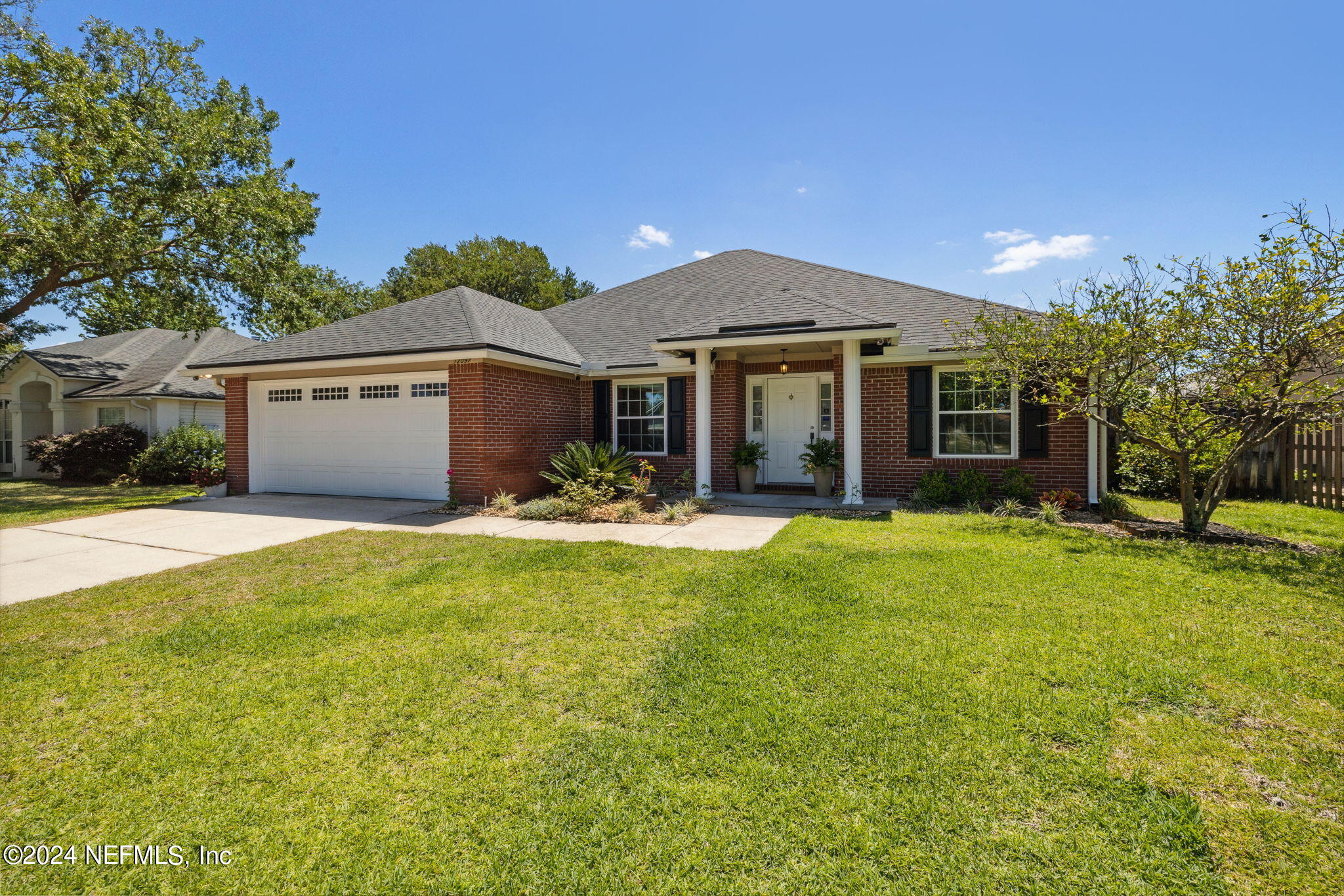 Jacksonville, FL home for sale located at 12097 Brandon Lake Drive, Jacksonville, FL 32258