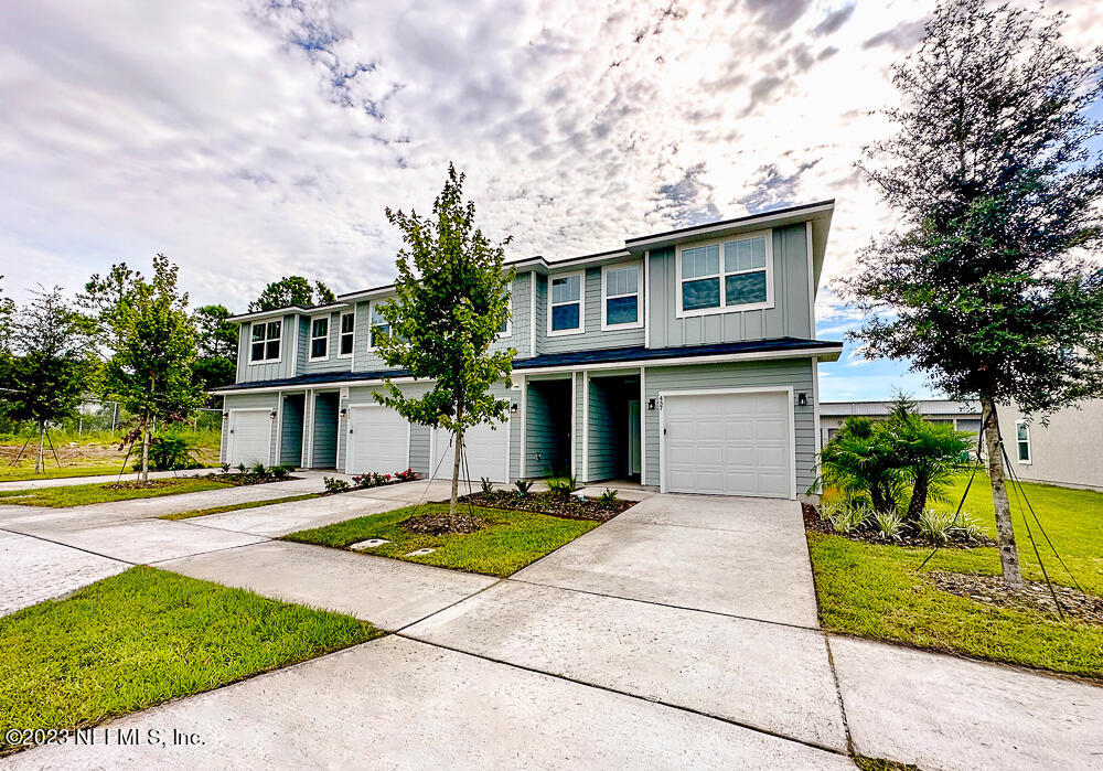 Jacksonville, FL home for sale located at 437 Terabithia Way, Jacksonville, FL 32216