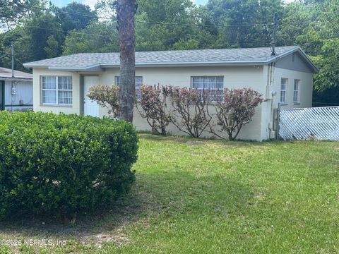Photo of 3554 BROCKWAY Road, Jacksonville, FL 32250 (MLS # 2147272)