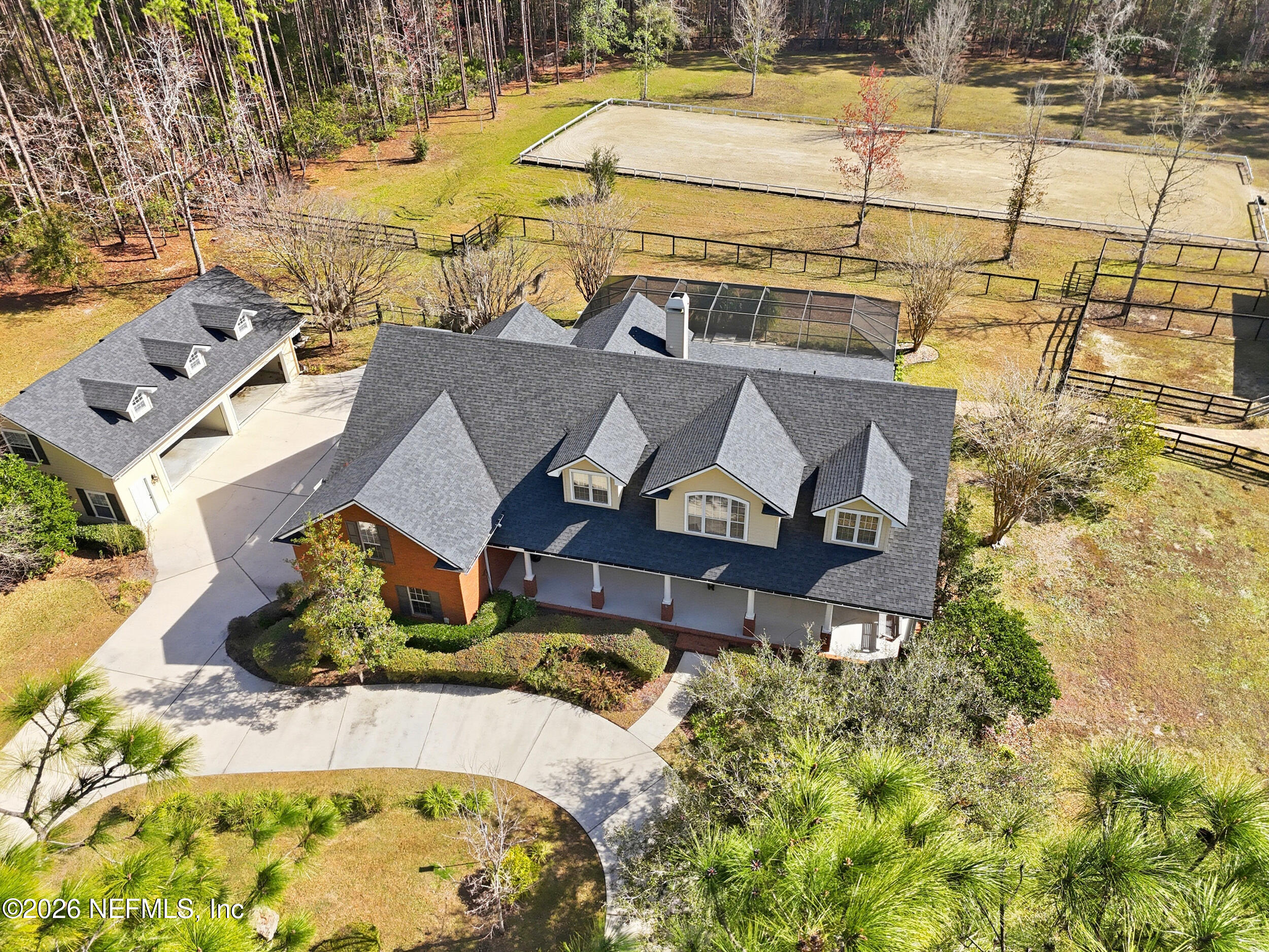 418 TRIPLE CROWN Lane