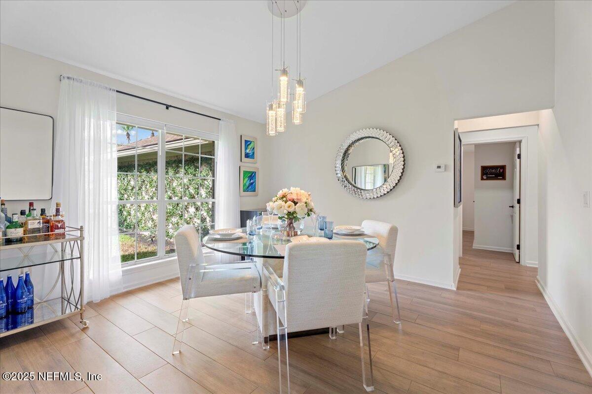 1806 ROYAL FERN Lane