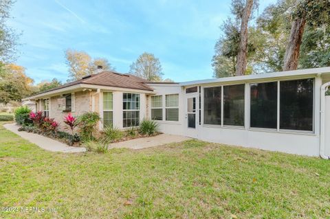 A home in Jacksonville