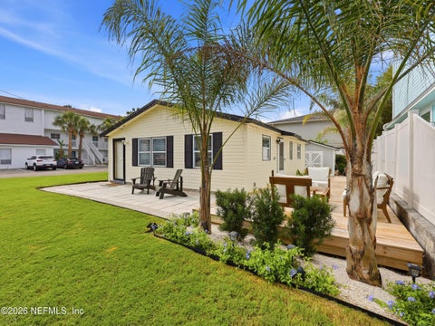 Photo of 2202 GAIL Avenue, Jacksonville Beach, FL 32250 (MLS # 2150324)