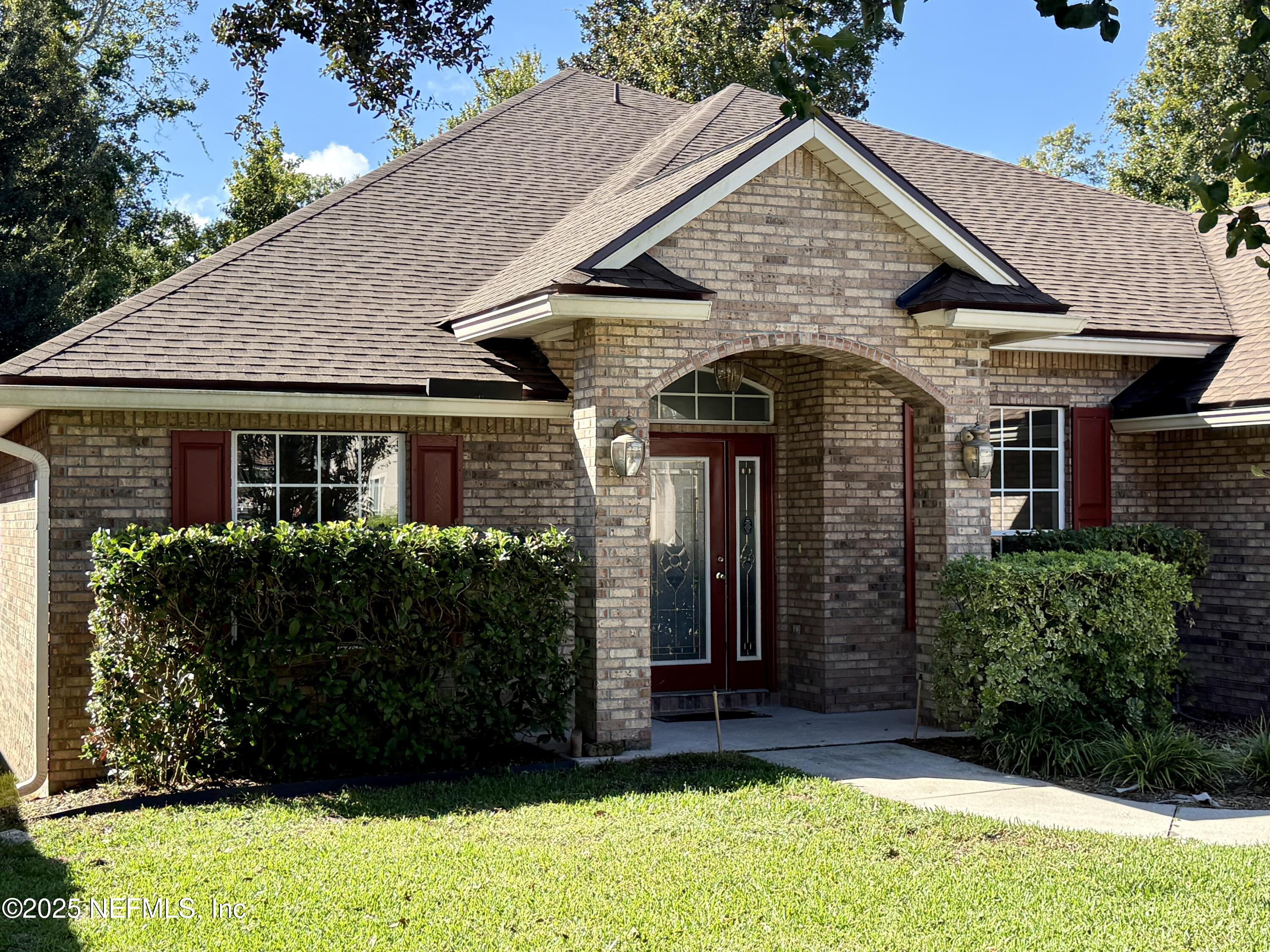 1630 MAJESTIC VIEW Lane