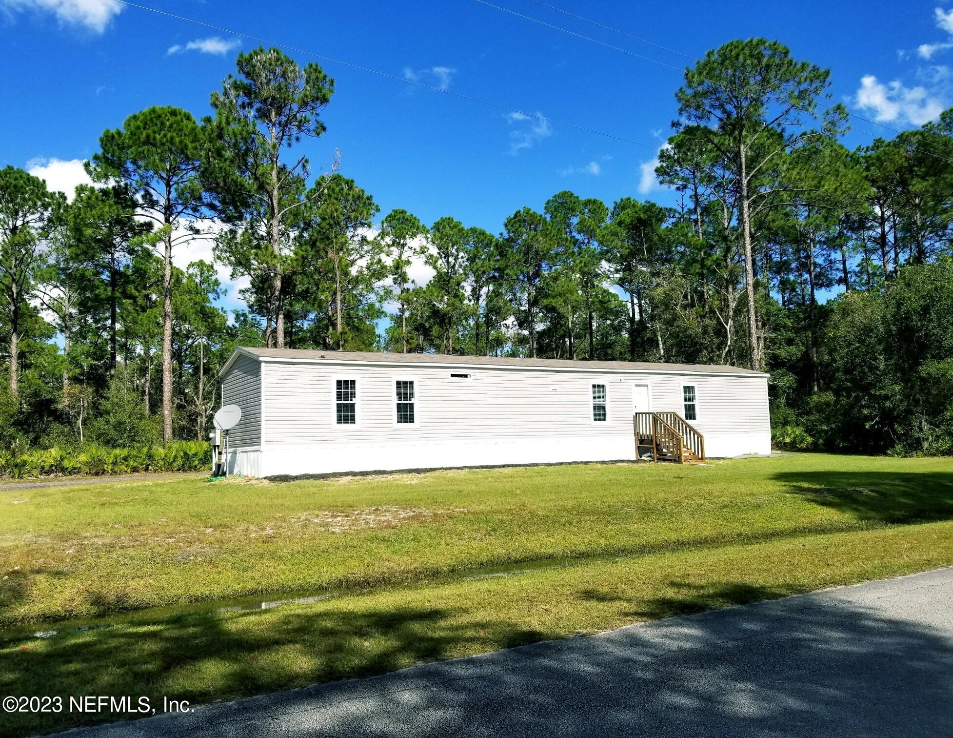 Georgetown, FL home for sale located at 100 MIMOSA Street, Georgetown, FL 32139