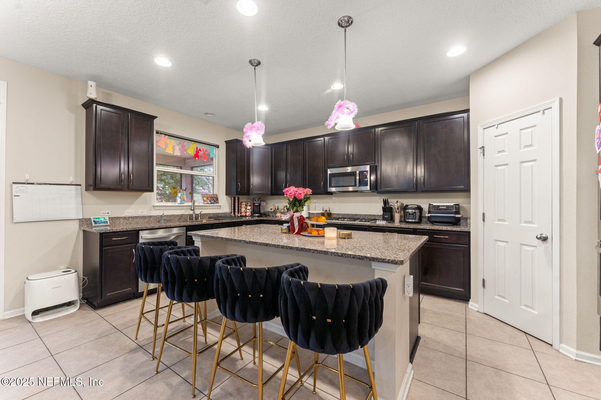 12262 SILVERTHORN Court