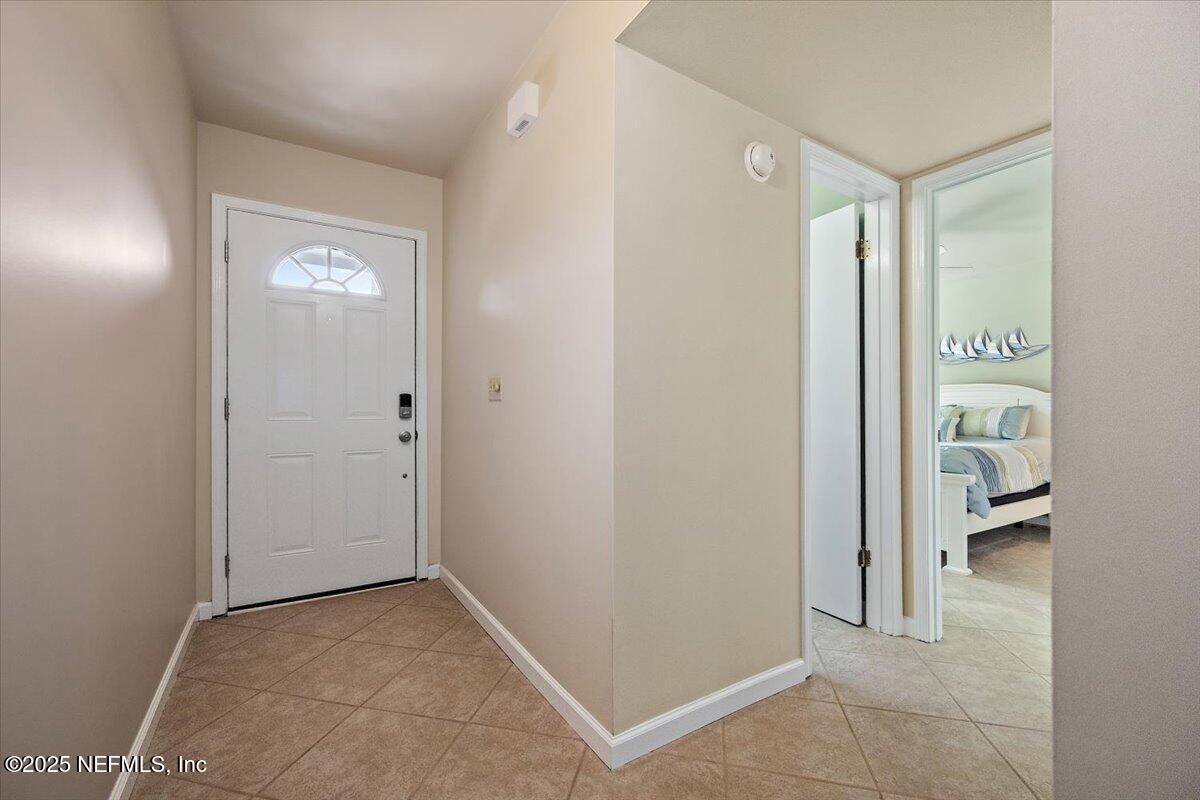 2715 VERSAILLES Court
