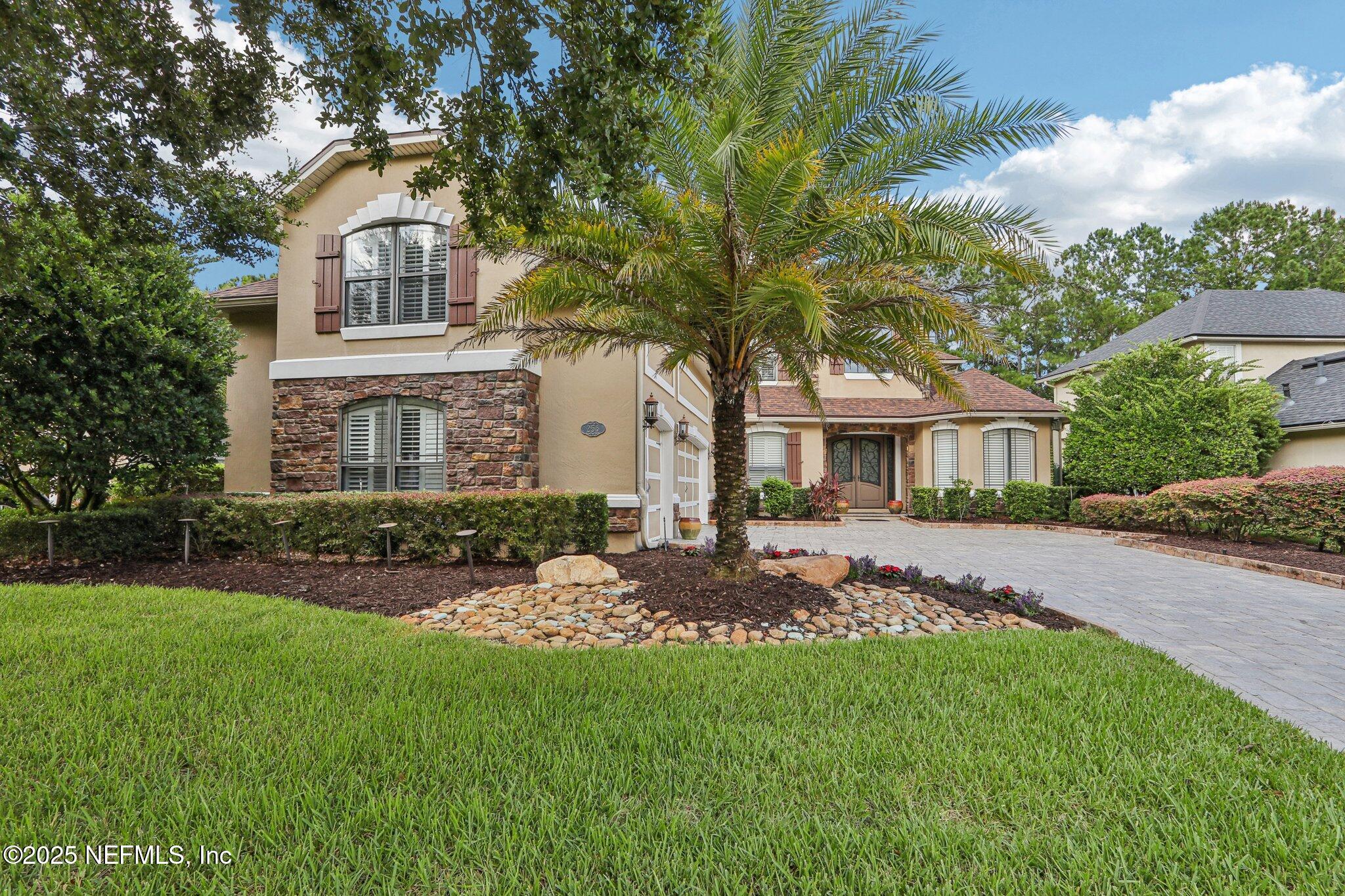256 ST JOHNS FOREST Boulevard