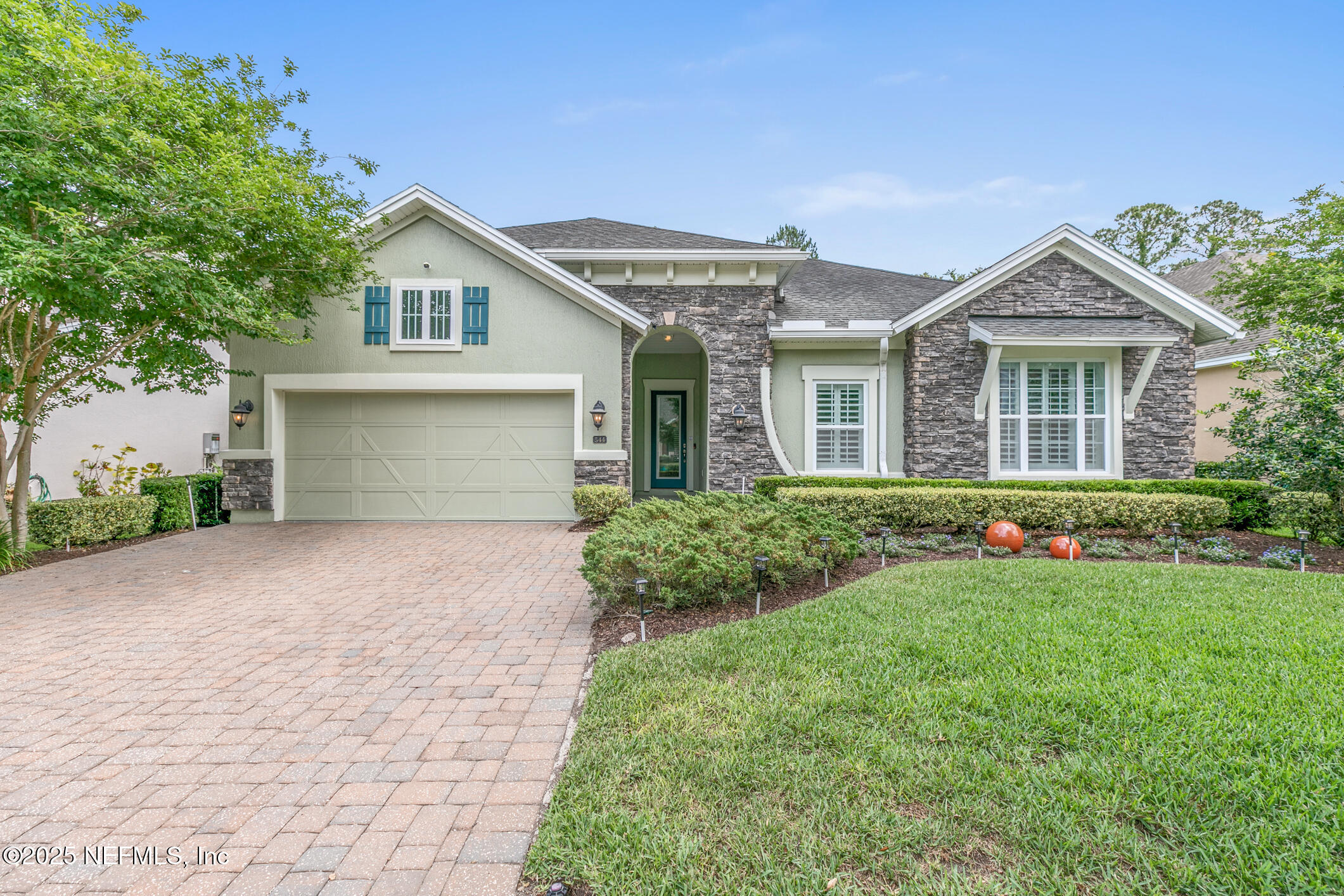 544 MAJESTIC EAGLE Drive