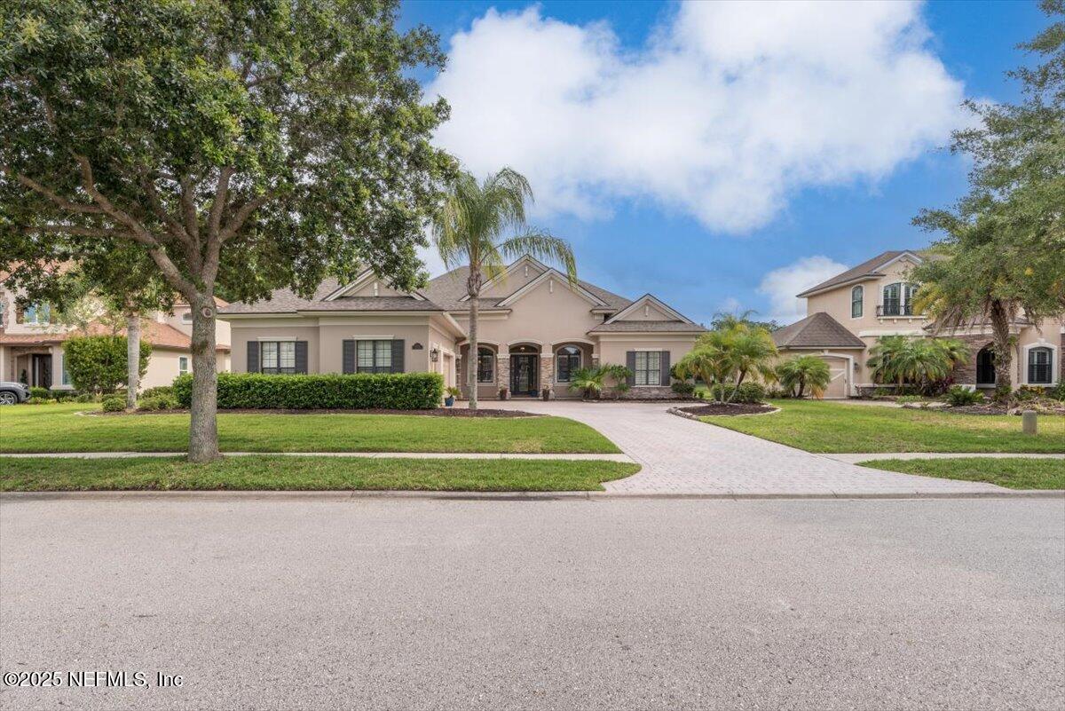 331 ST JOHNS FOREST Boulevard