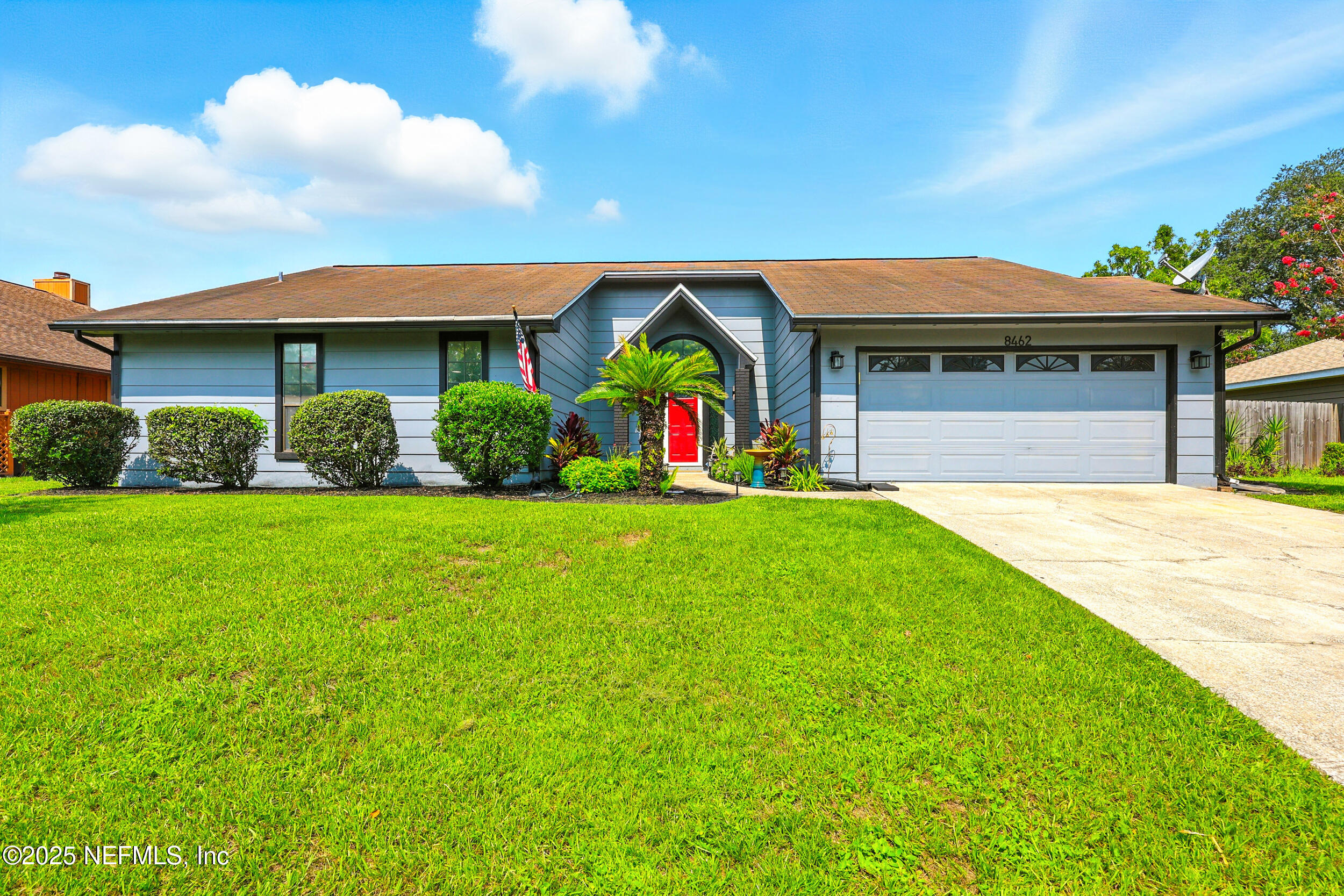 8462 SAND POINT Drive W