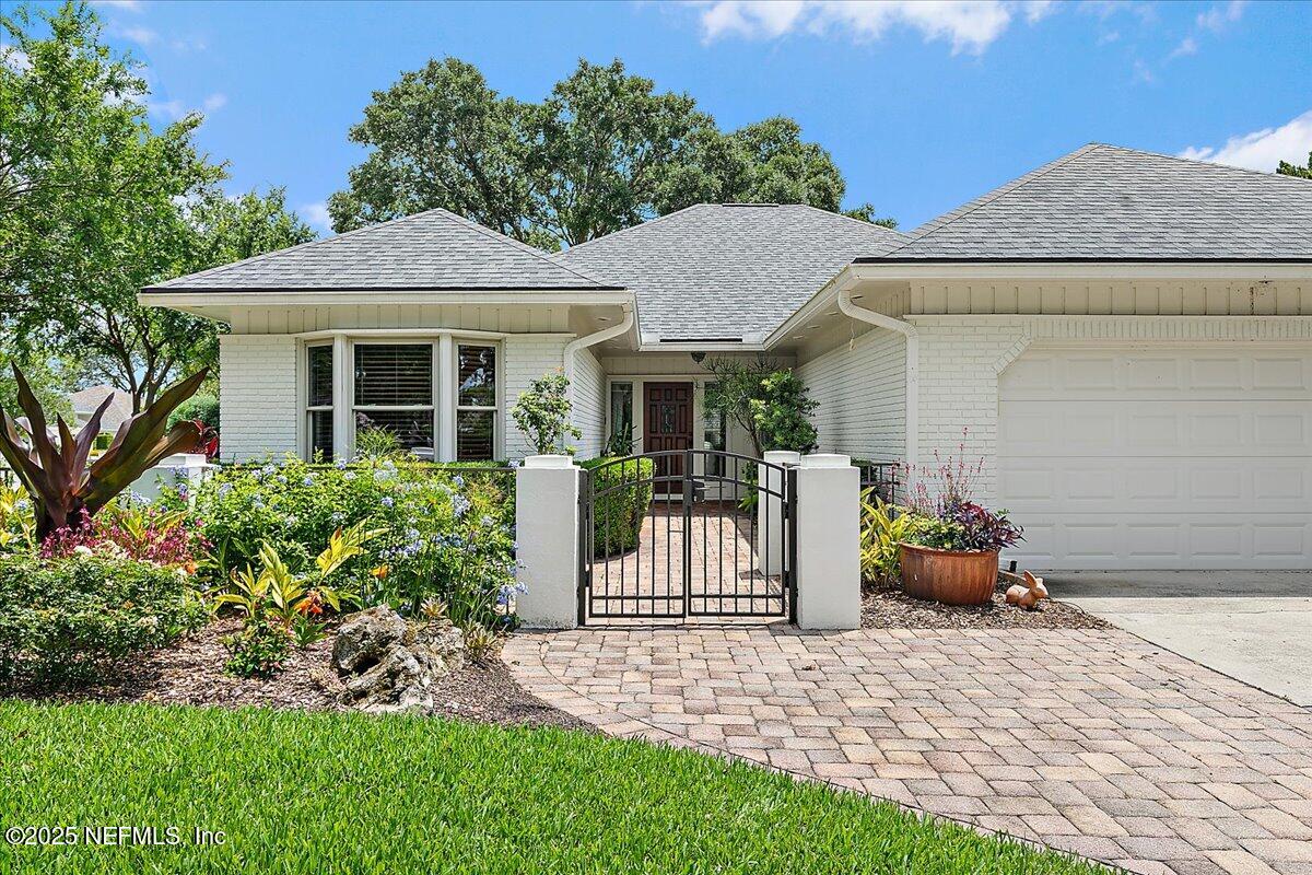 73 WATERBRIDGE Place
