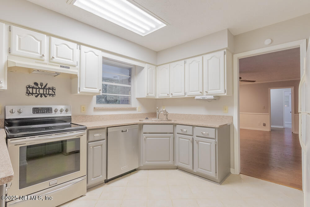 5430 WOODWIND Terrace