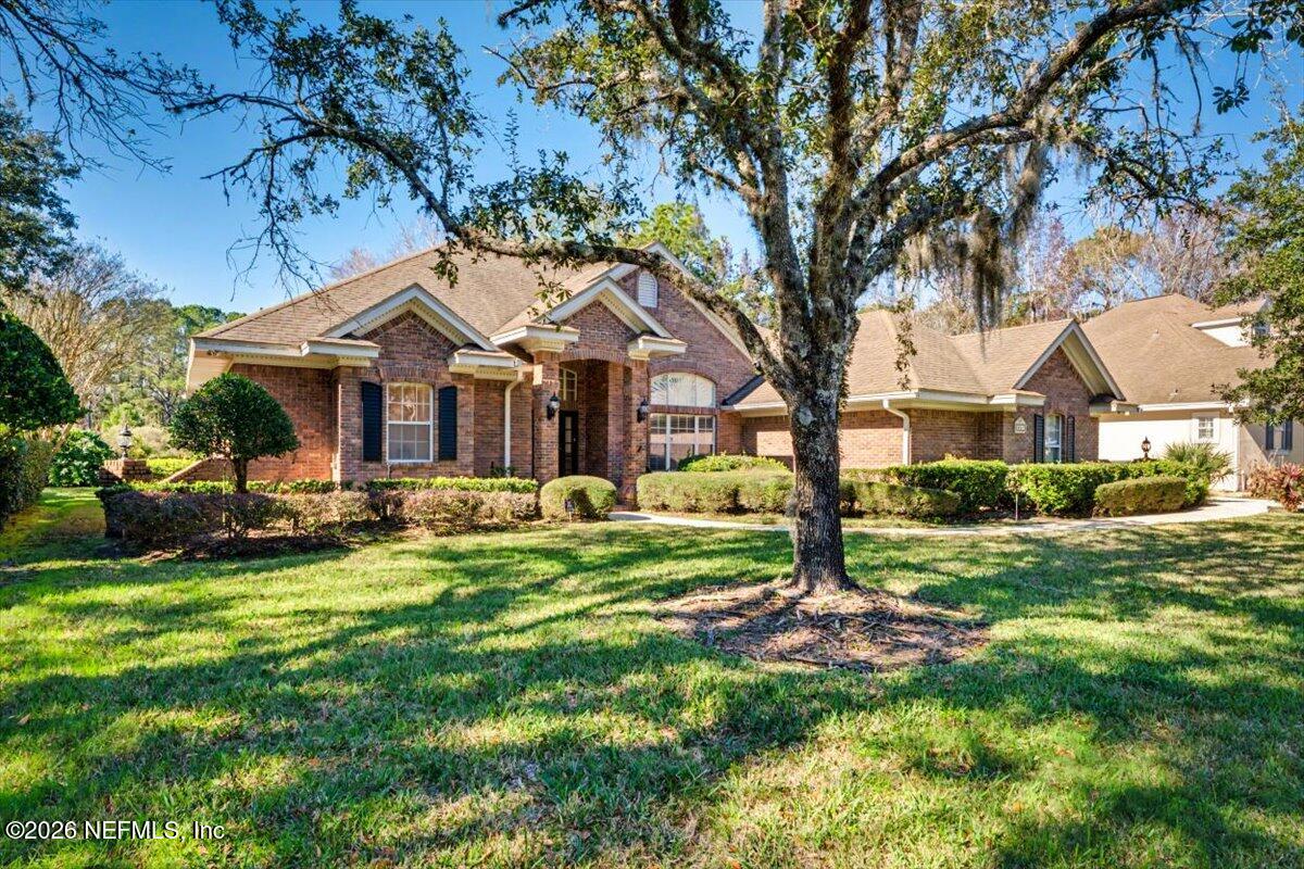 586 THORNWOOD Lane