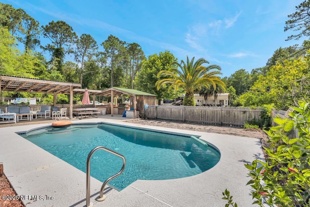 7041 CATLETT Road