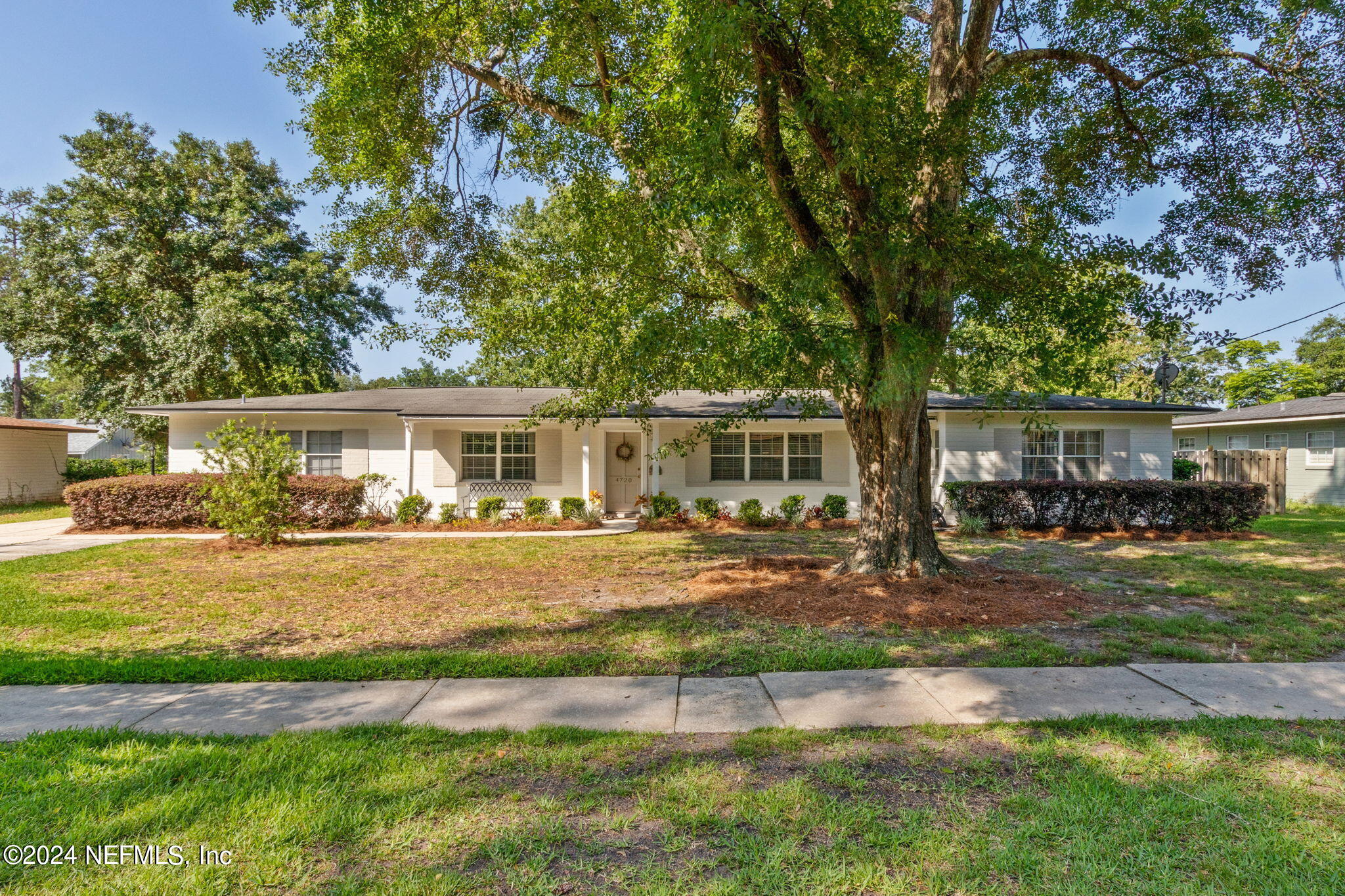 Jacksonville, FL home for sale located at 4720 Water Oak Lane, Jacksonville, FL 32210