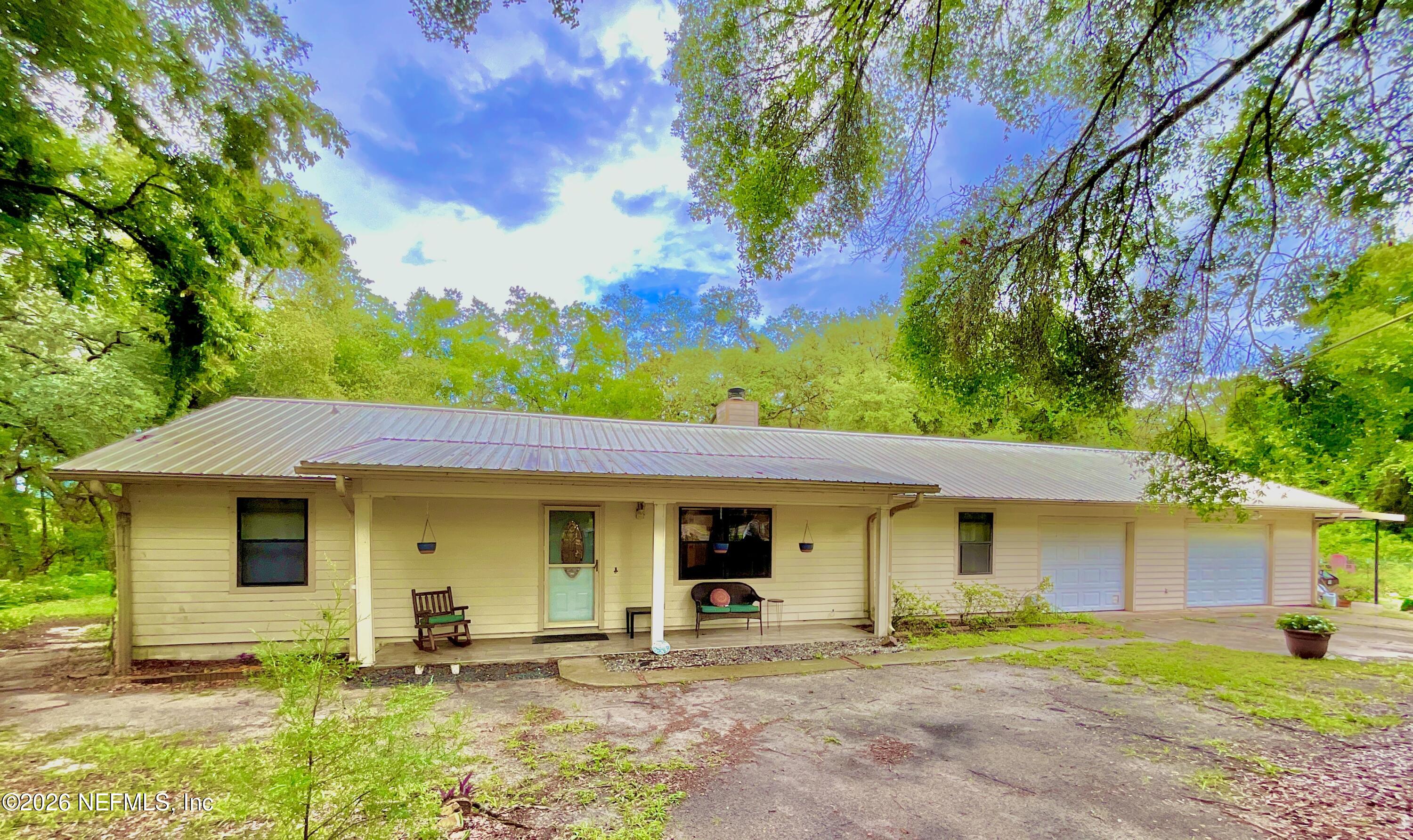 Photo 1 of 28 — 5918 COUNTY ROAD 219, Melrose, FL 32666