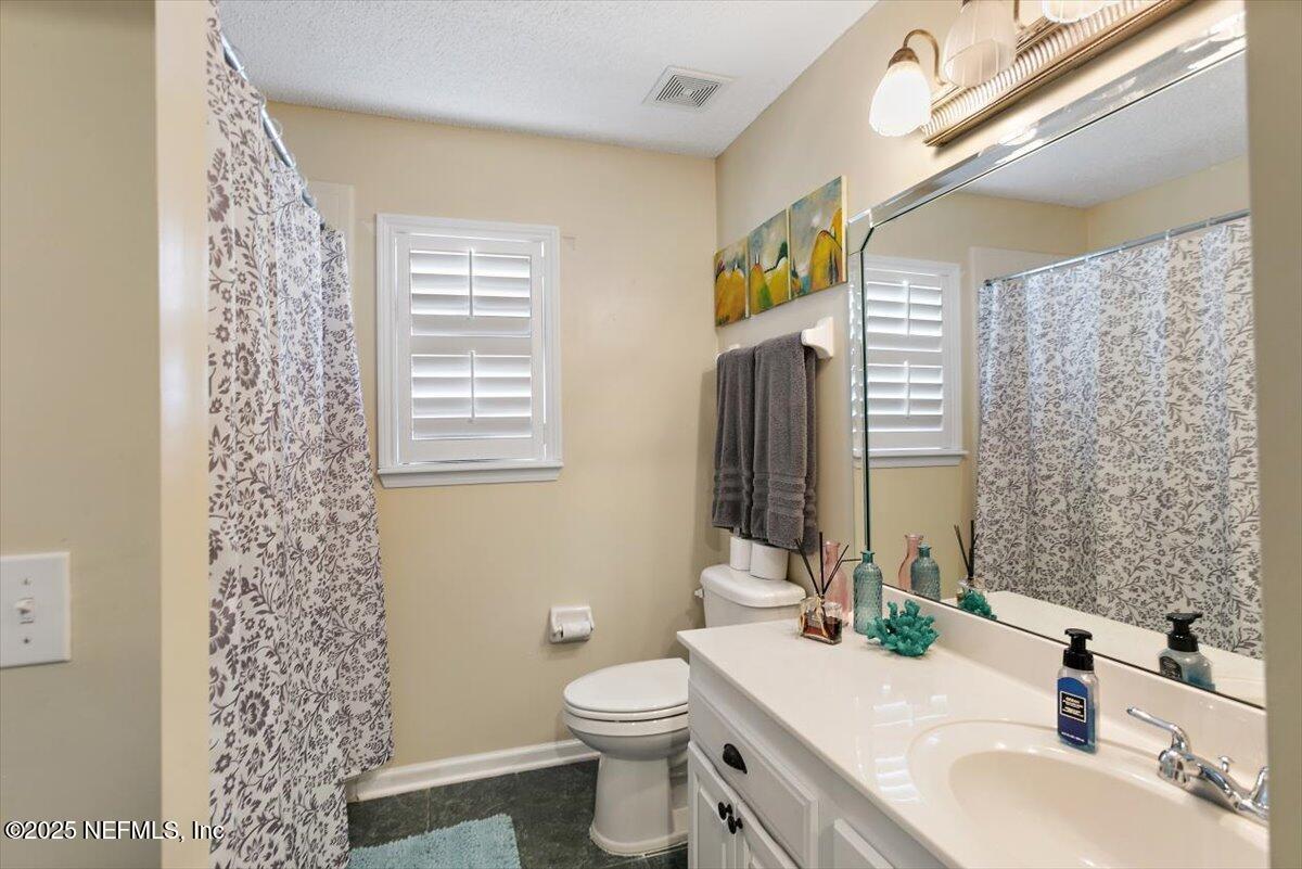 13711 HEATHFORD Drive
