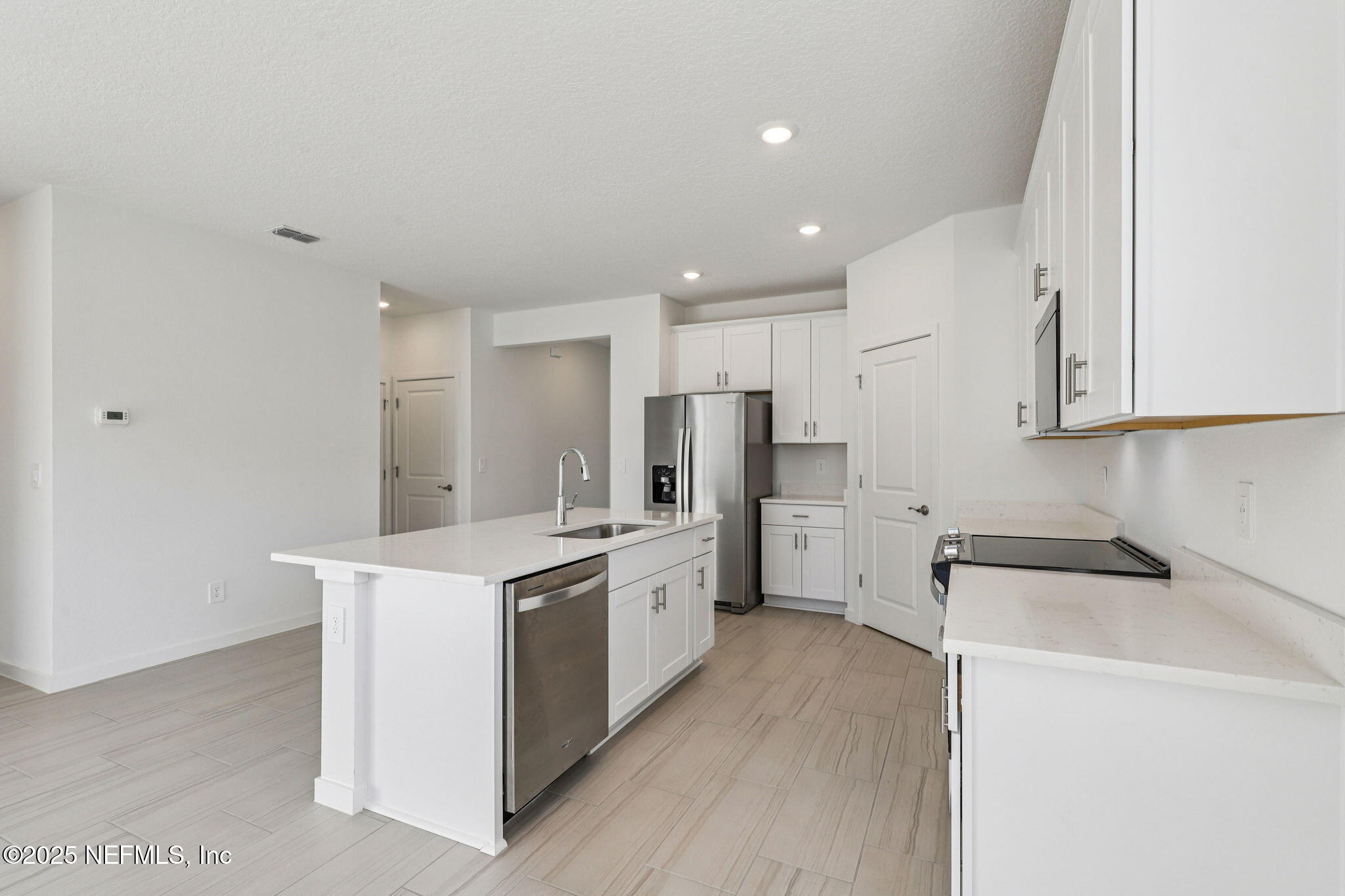 7361 CARSON VIEW Lane