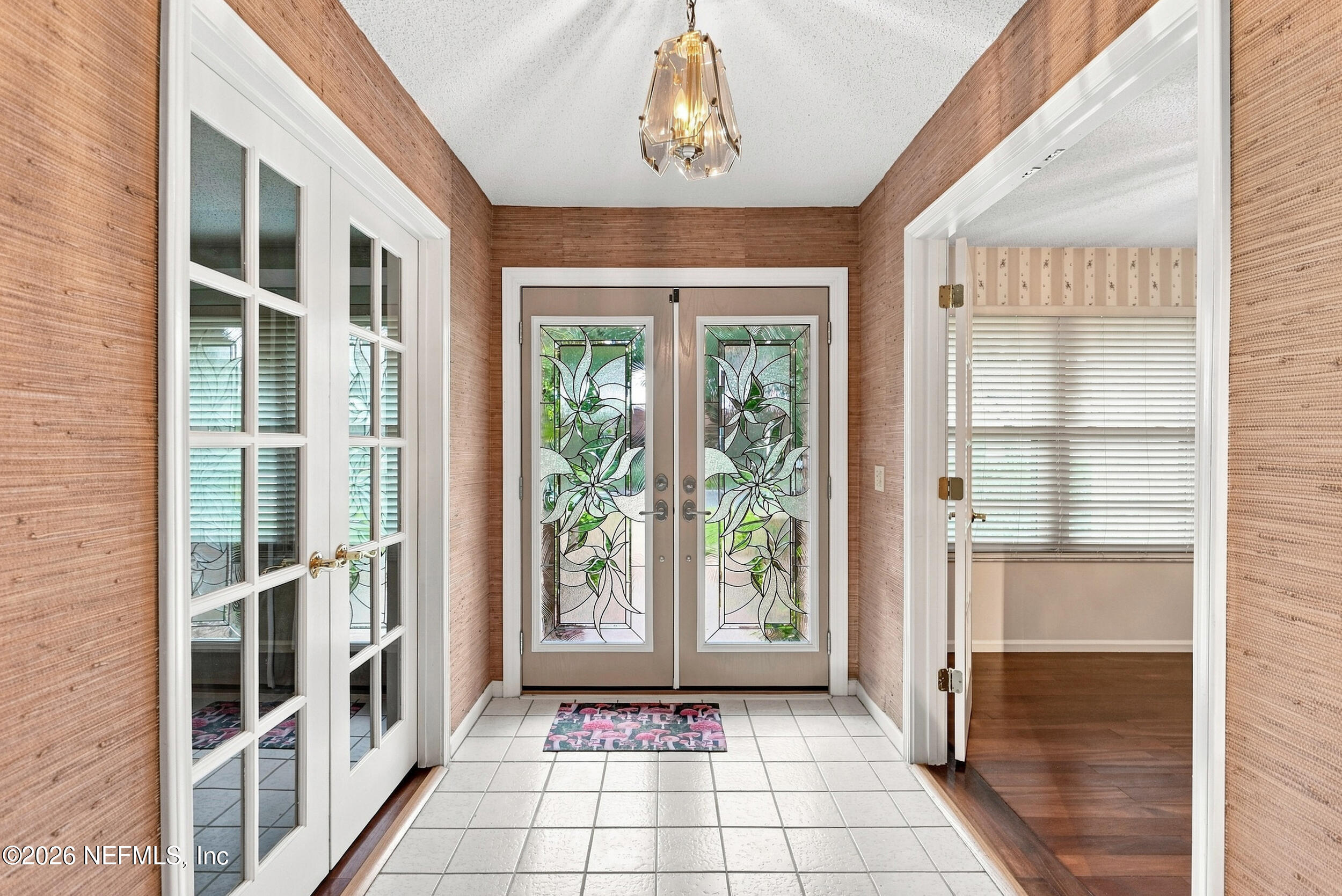 309 DEVONSHIRE Lane - Photo 2