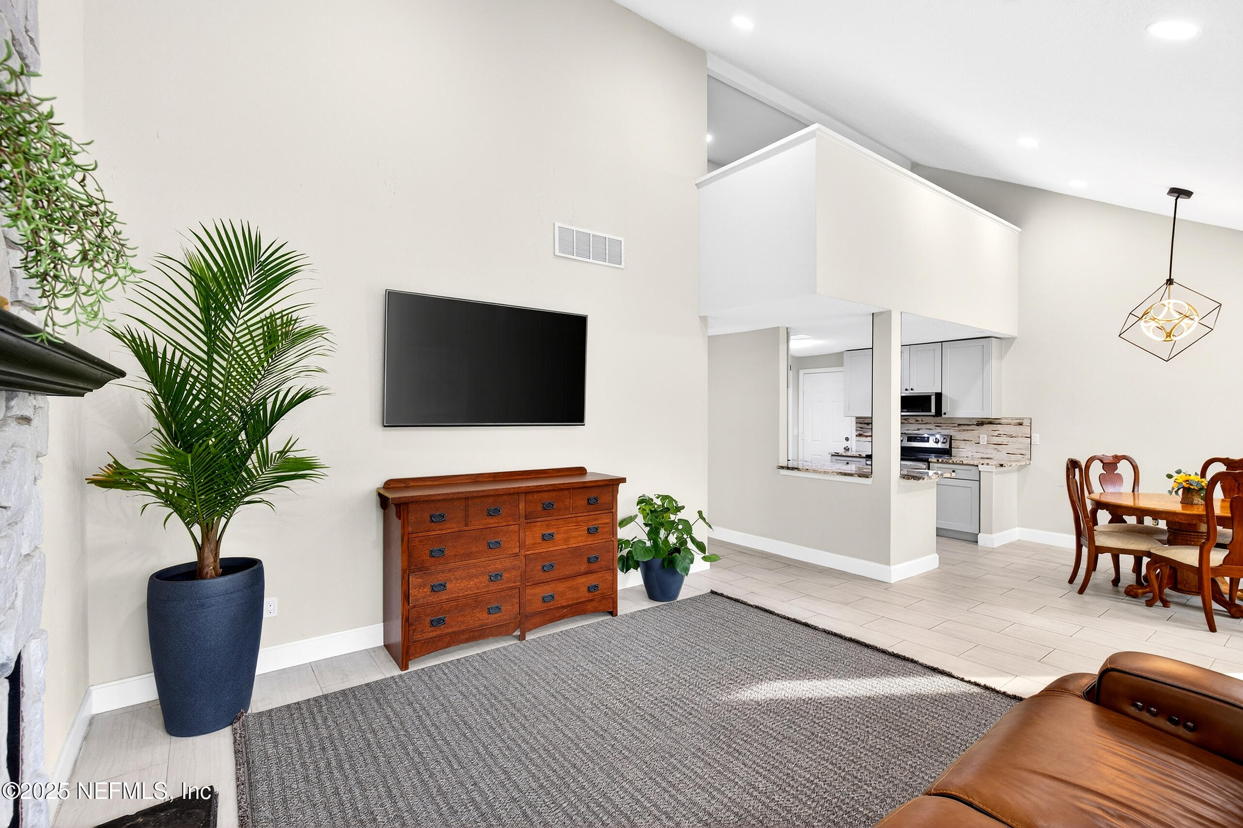 8305 CORALBERRY Lane