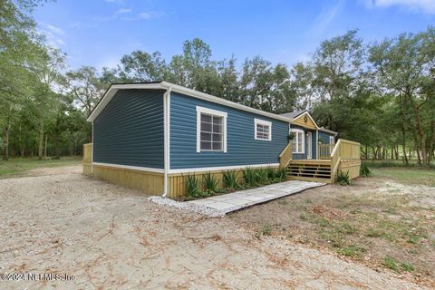 A home in Yulee