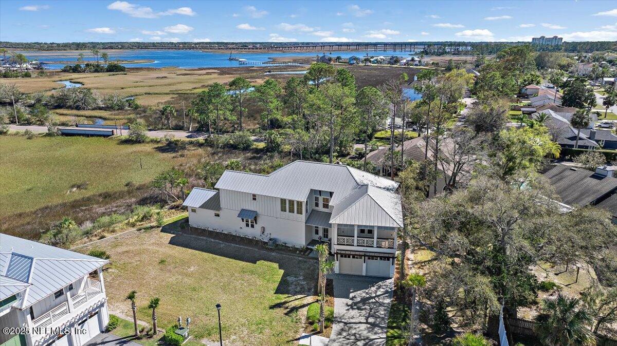 4149 SUNRISE COVE Way