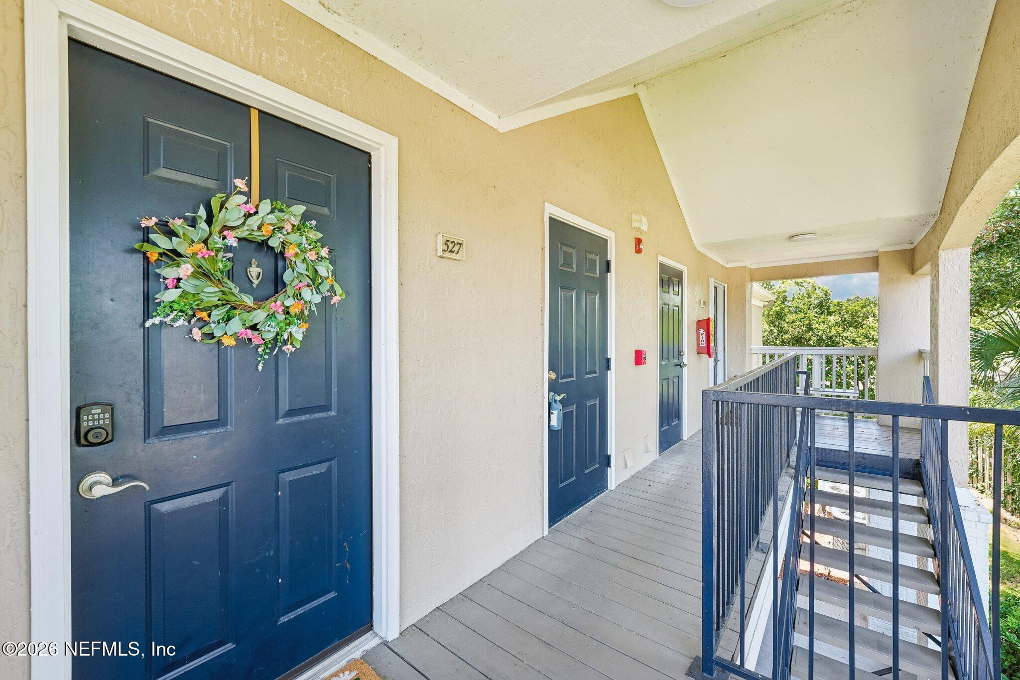805 BOARDWALK Drive 527