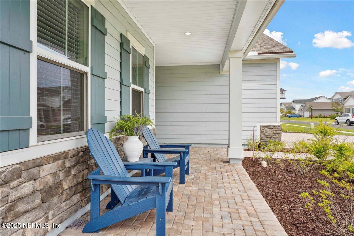 199 RANCH LAND Circle