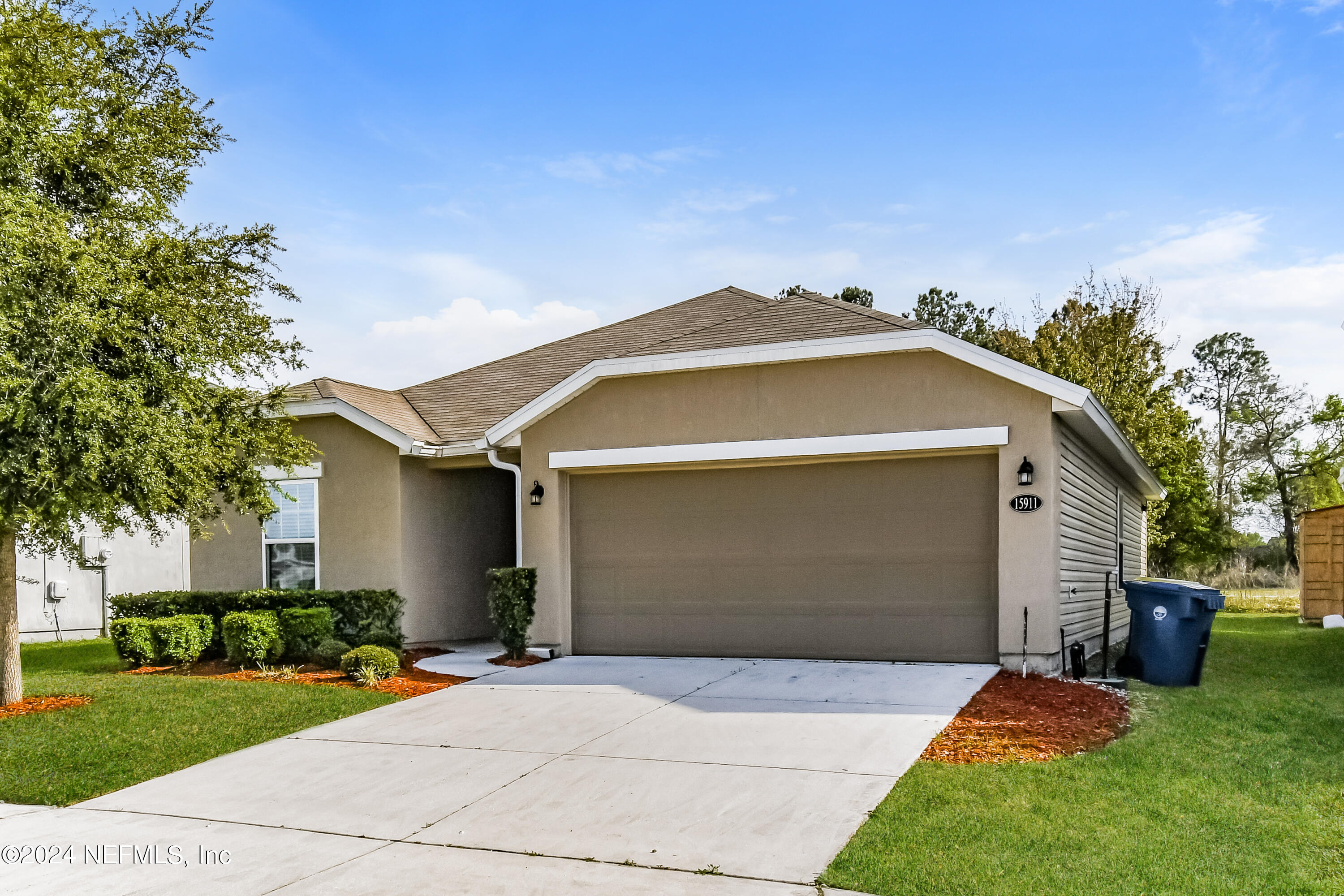 Jacksonville, FL home for sale located at 15911 HUTTON Lane, Jacksonville, FL 32218