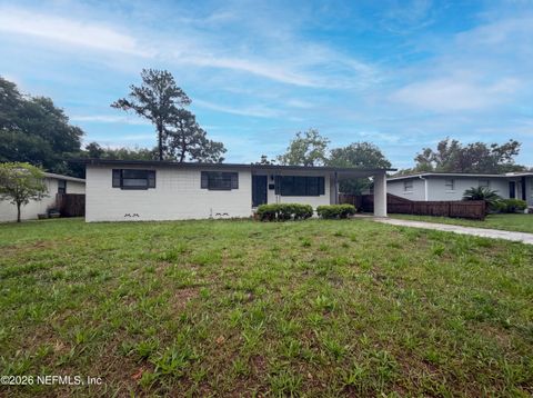 Photo of 7520 ALTUS Drive S, Jacksonville, FL 32277 (MLS # 2145196)