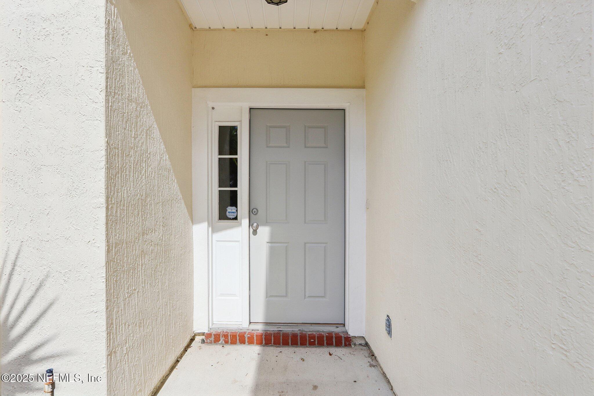 2454 WOODSTORK Court