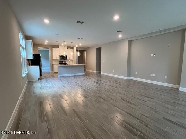 24 ARMOYAN Drive