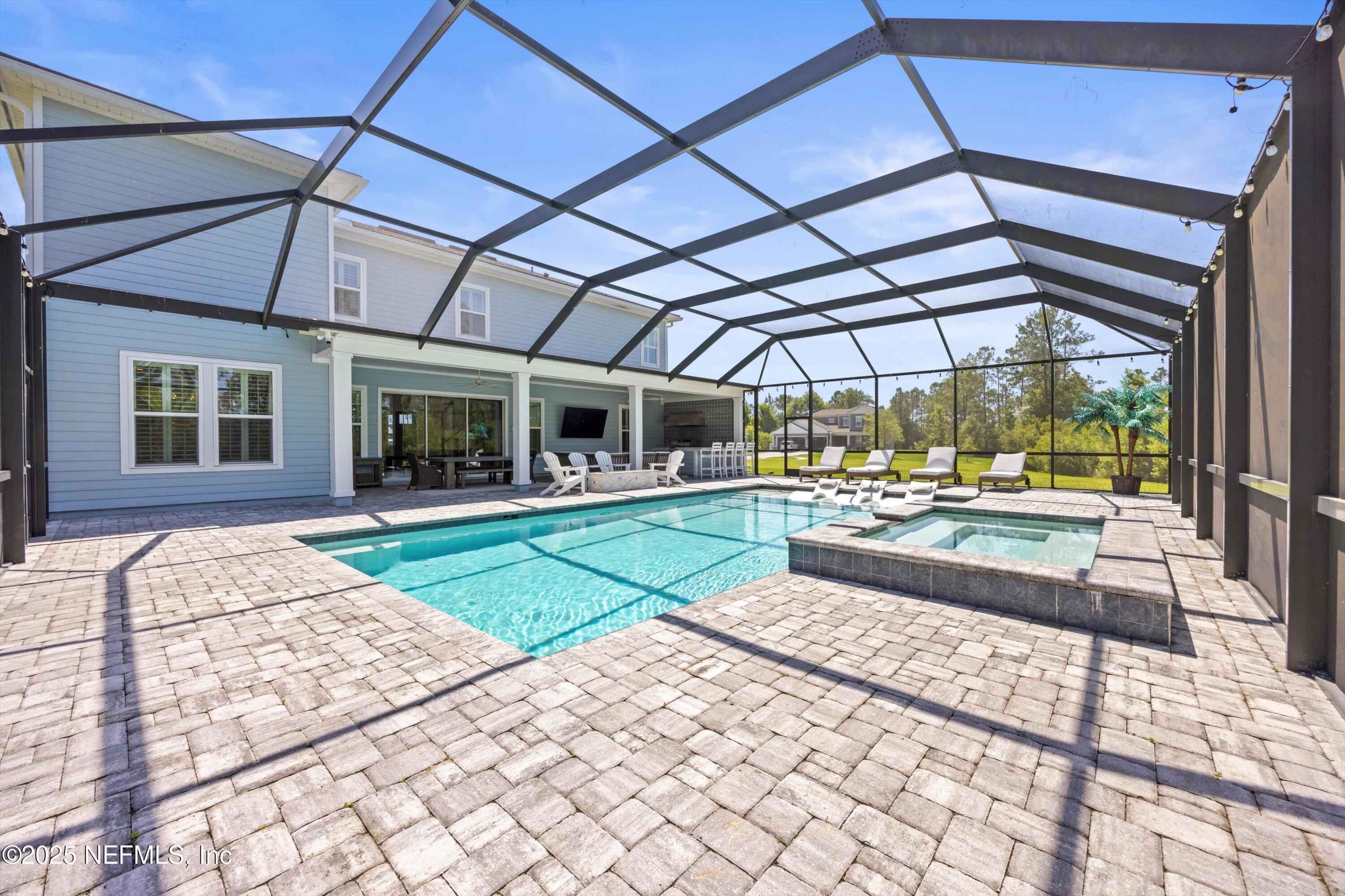 86 SUNSET RIDGE Court