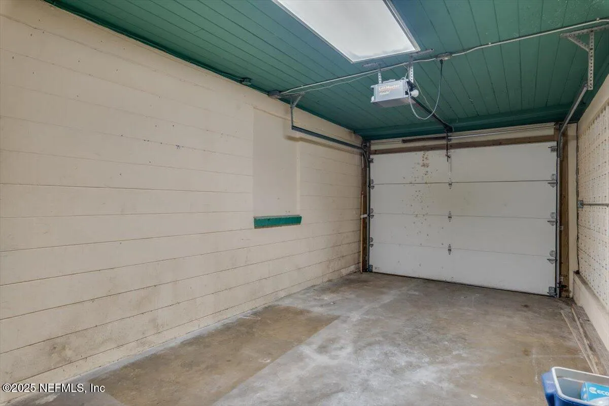 Jacksonville, Florida 32211, United States, 3 Bedrooms Bedrooms, ,2 BathroomsBathrooms,Residential,Active,225030